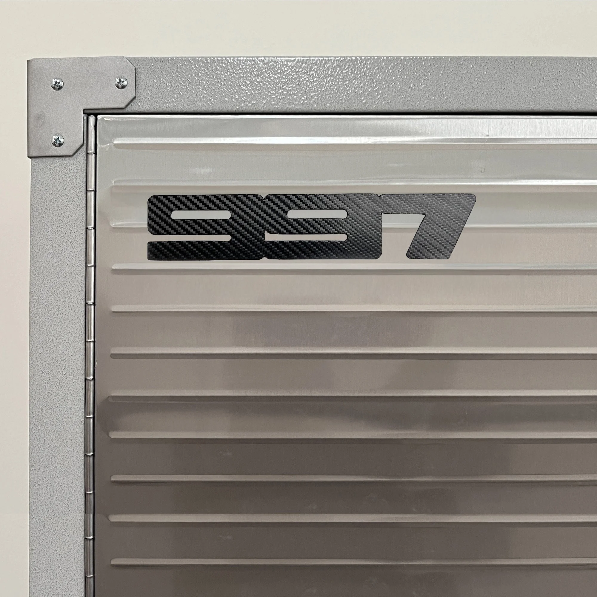 997 "BadgeMag" Garage Magnet
