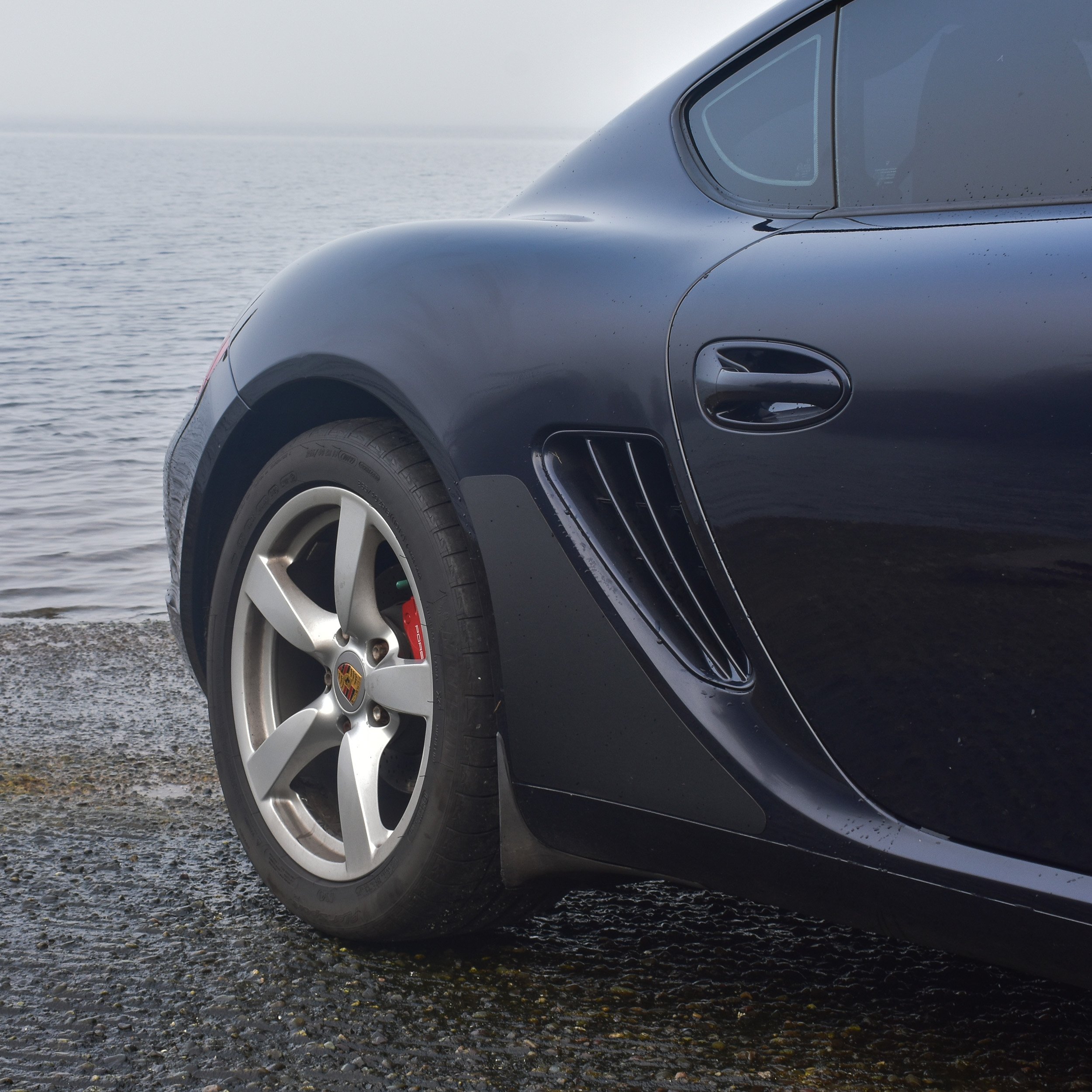 0000_Navy 987 Cayman-passenger-medium.jpg