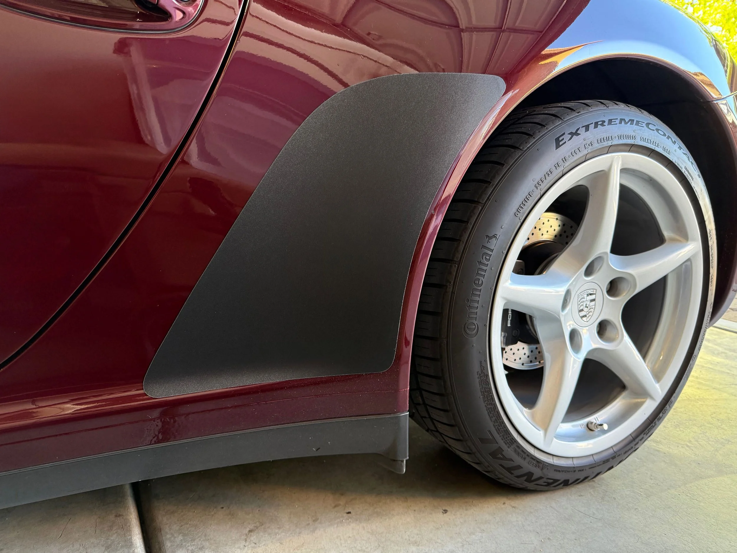 997-C4-Carmon-Red-Metallic-wiht-black-stone-guards.jpg