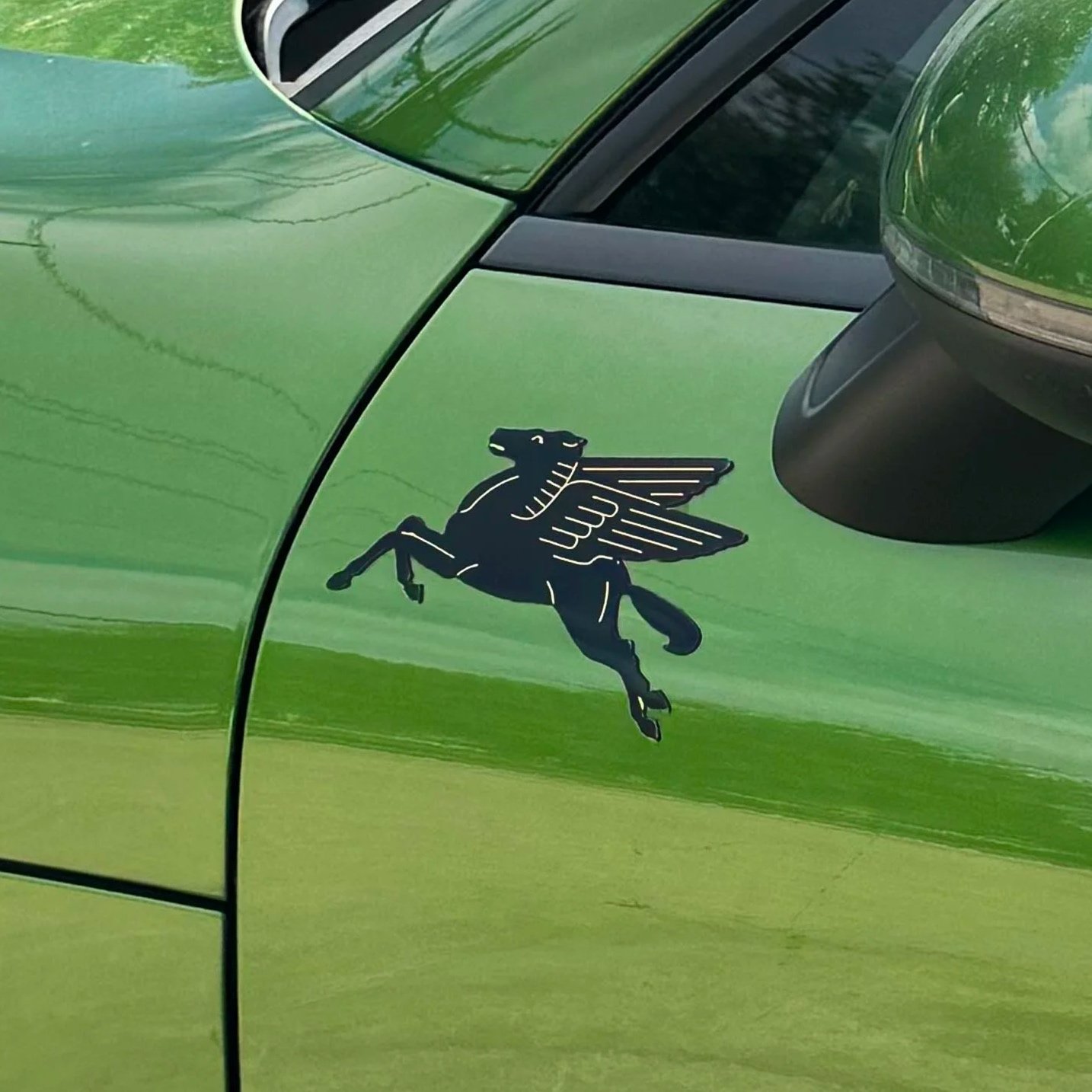 Vintage Racing Pegasus Magnets | Vintage Racing Pegasus Decals-Black
