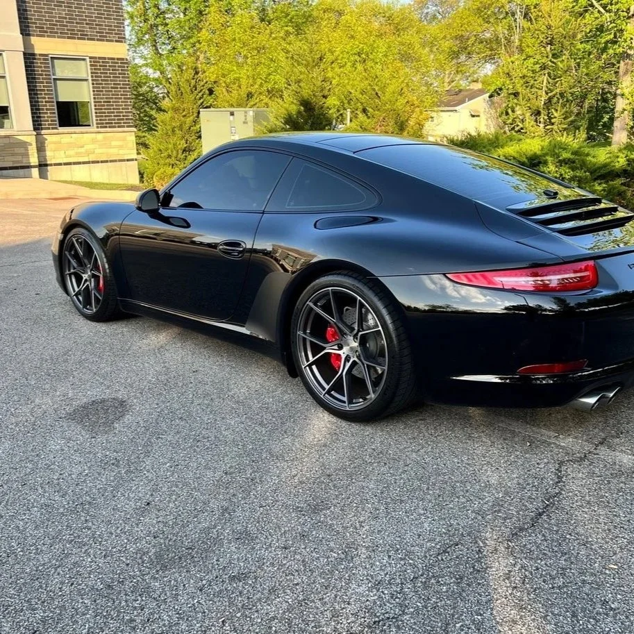 Blk+991_Drivers_rear_wide_.jpg