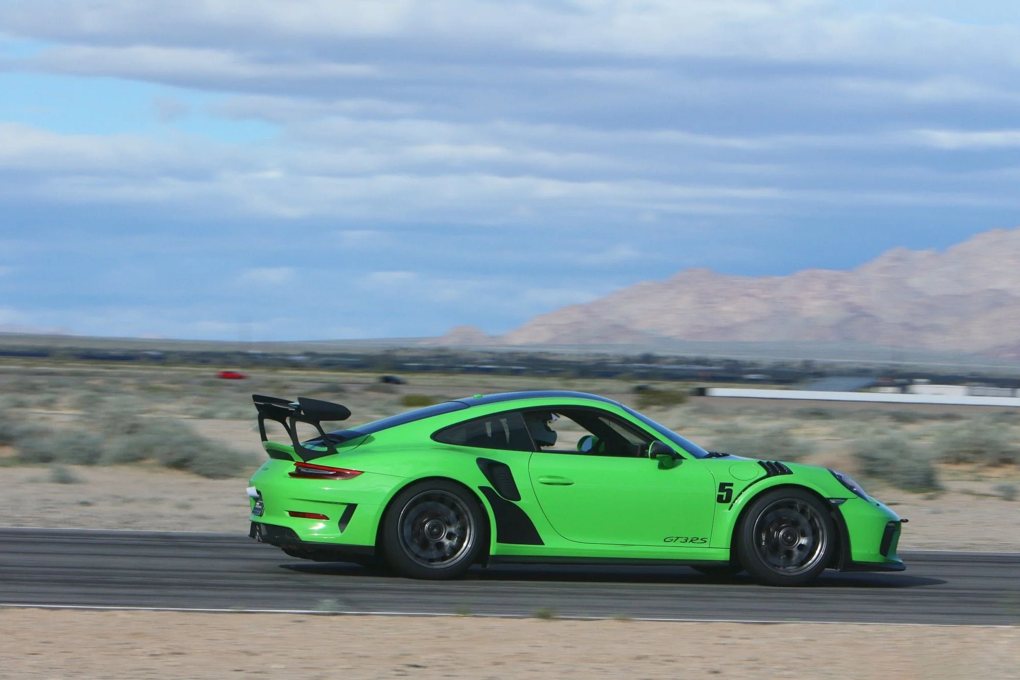VG GT3RS side wide.jpeg