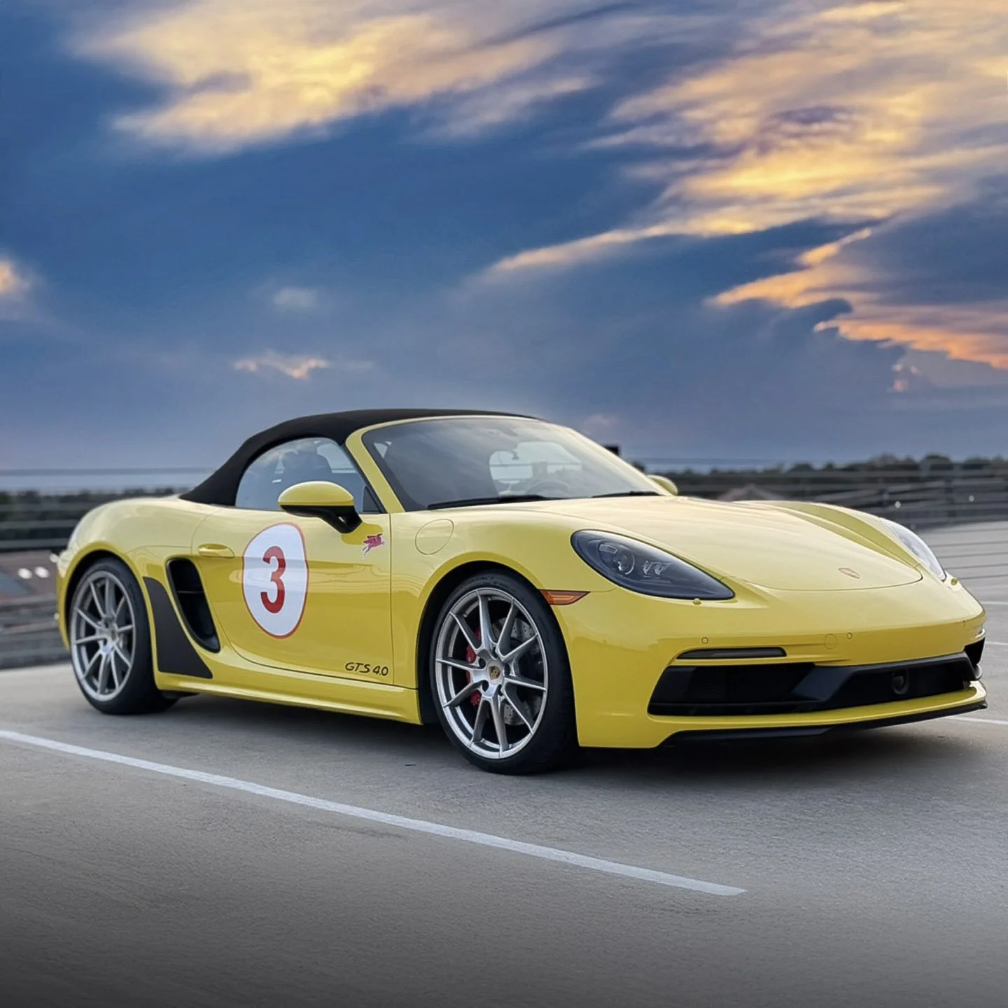 0000_Yellow_718_GTS_with_bLack WrapFin_stone_guards.jpg