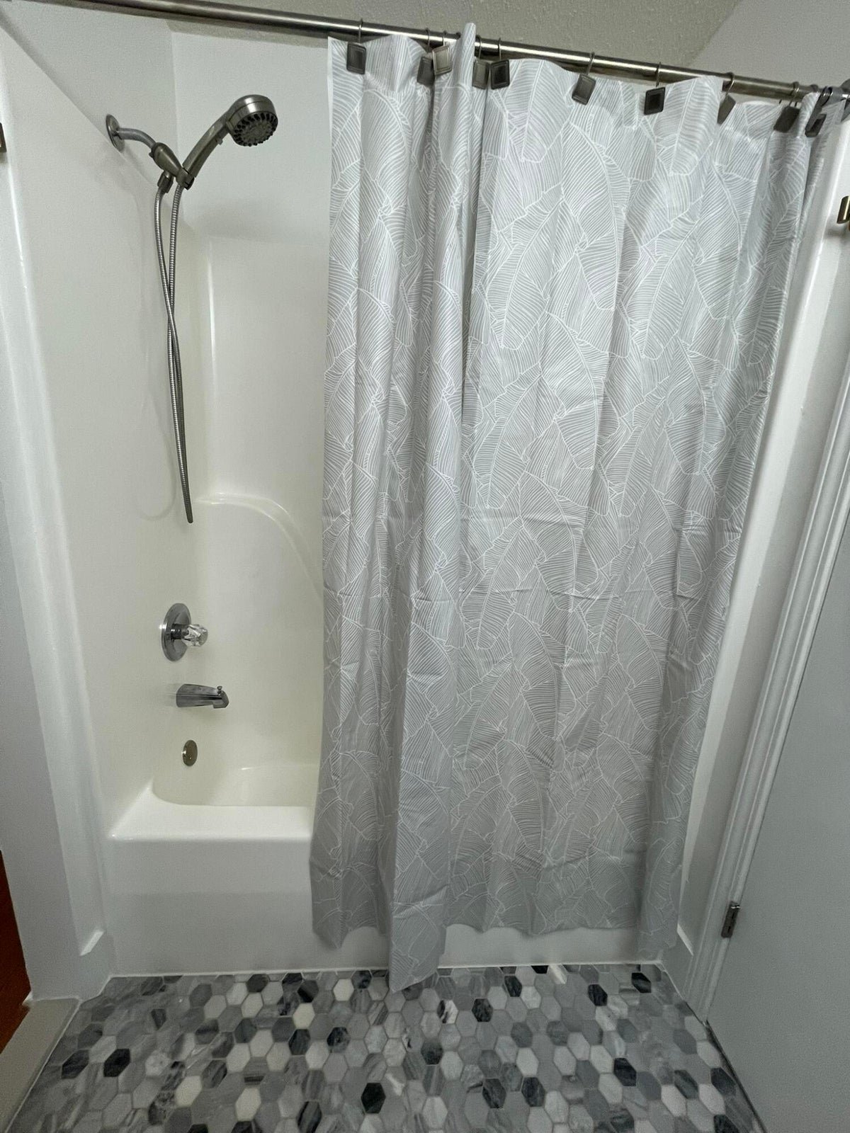 222 SOuthview 4.jpg
