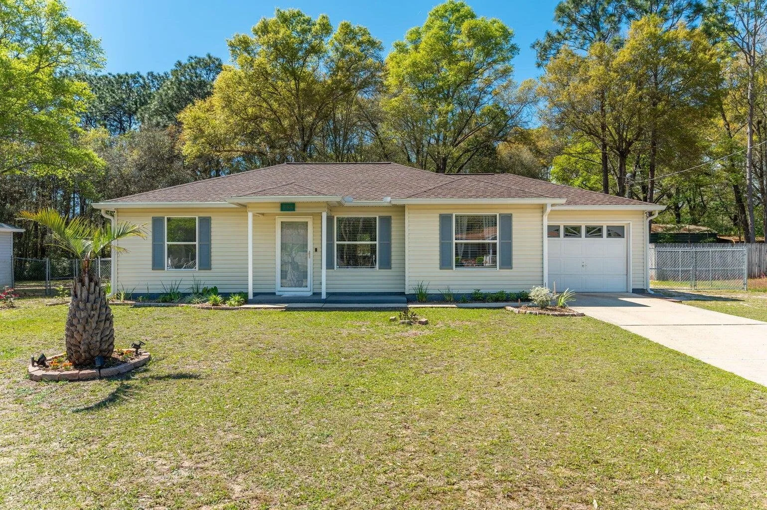 386 Bracken St, Crestview, FL 32539