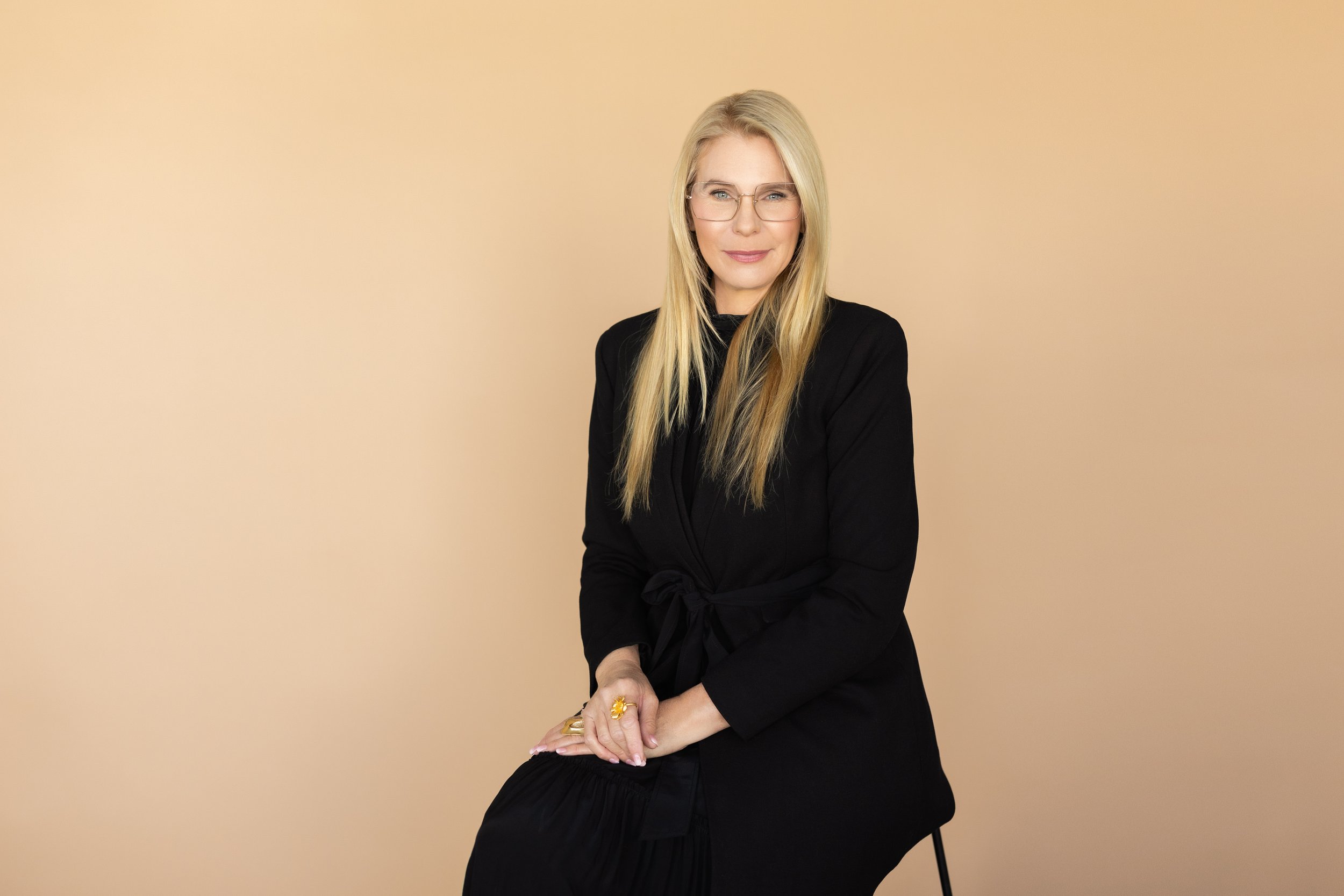 Philippa Bennett personal branding by Ksenia Belova ----9.jpg