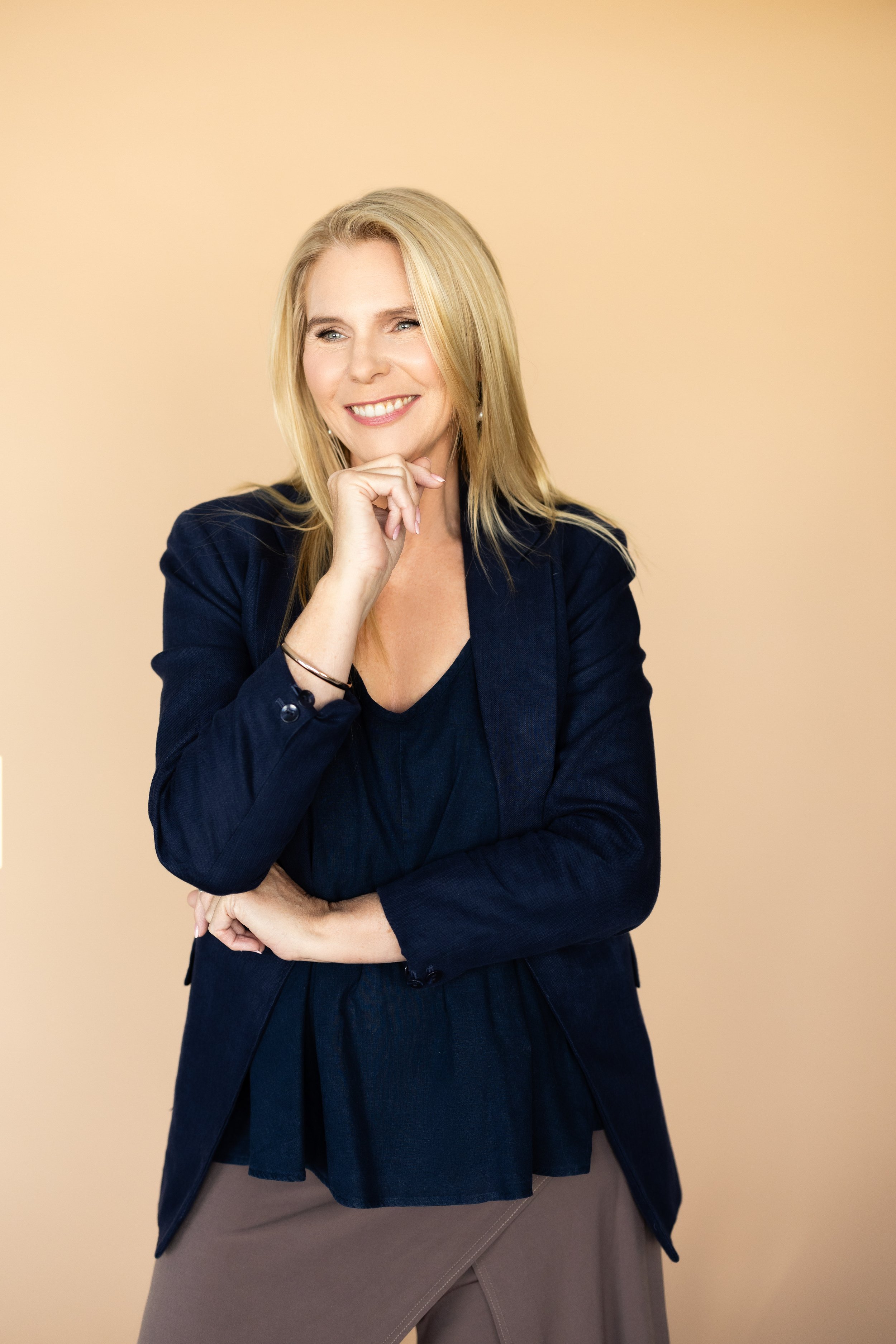 Philippa Bennett personal branding by Ksenia Belova ---27.jpg