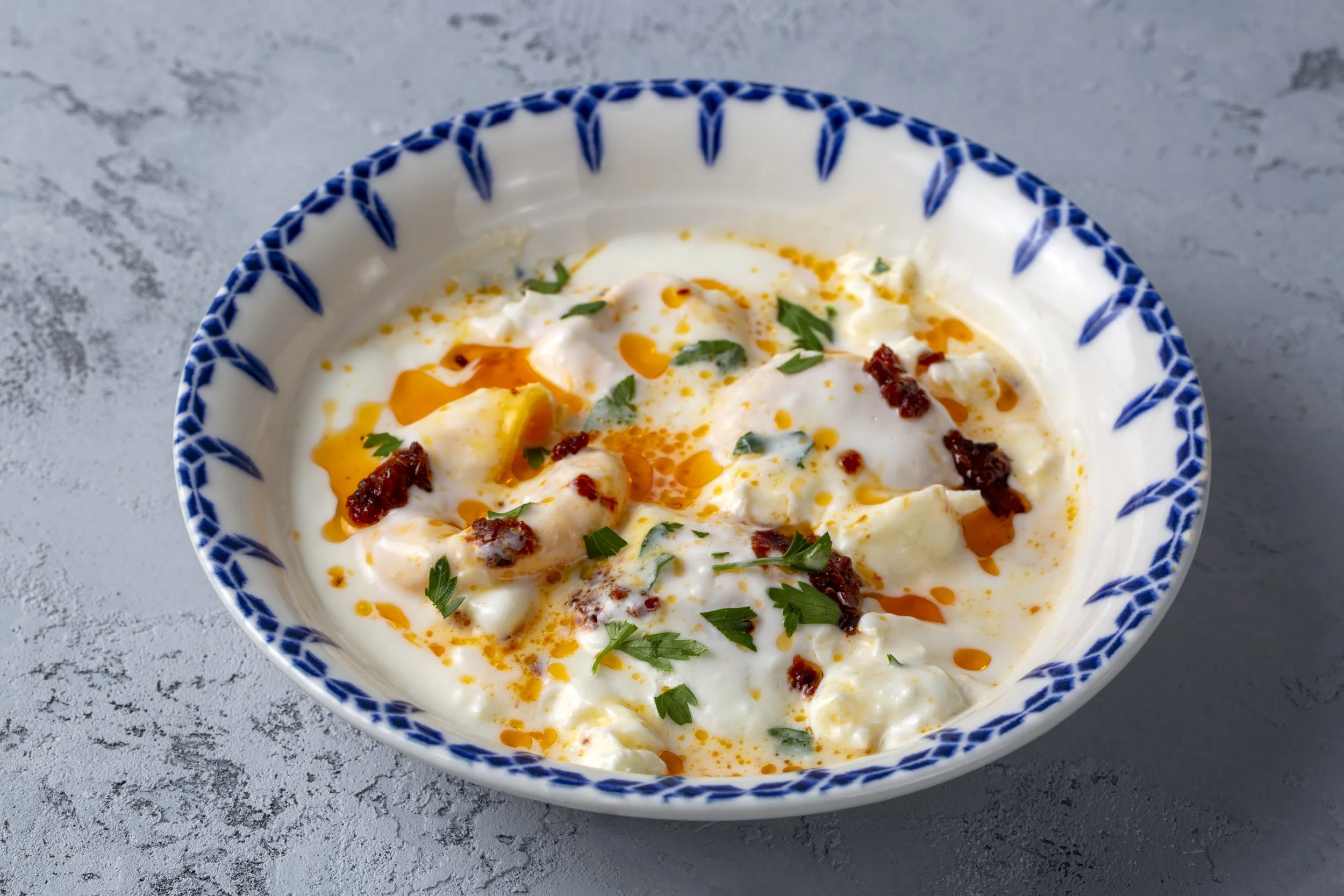 Turkish Yoghurt Eggs - Cilbir