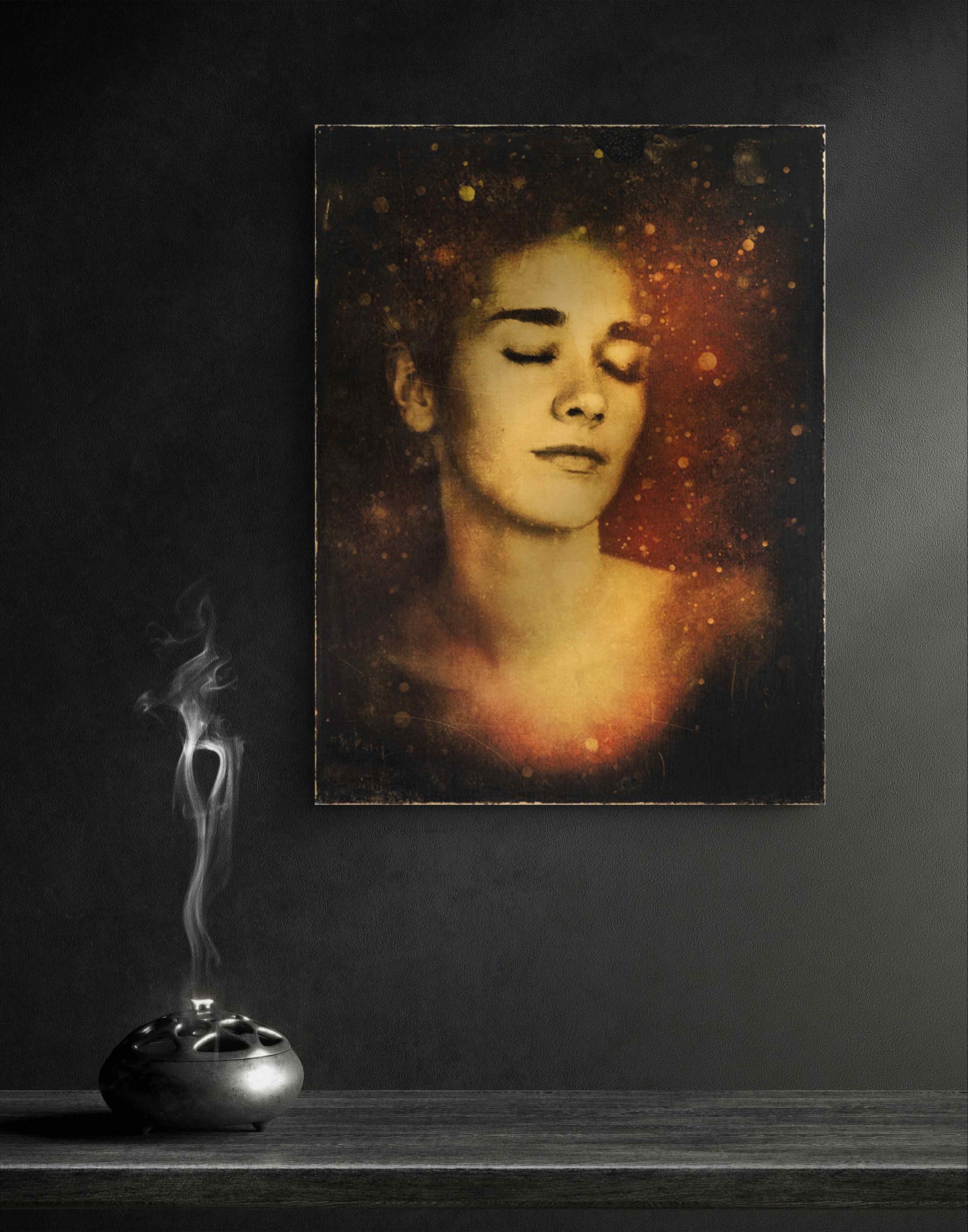 corinne-heraud_2024_inner-lights08_v1_32x24_MockUp.jpg