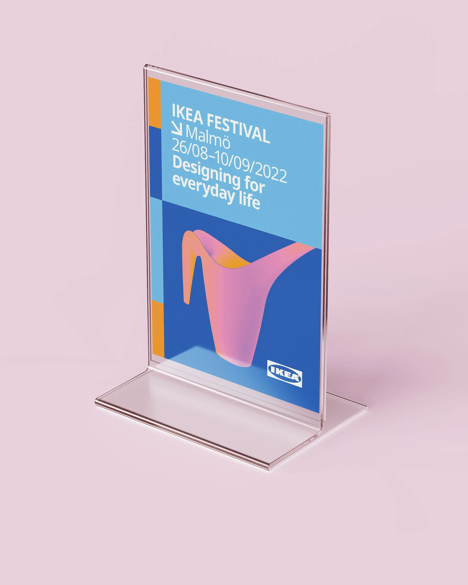 Flyer_Stand_Mockup_1_lighter.jpg