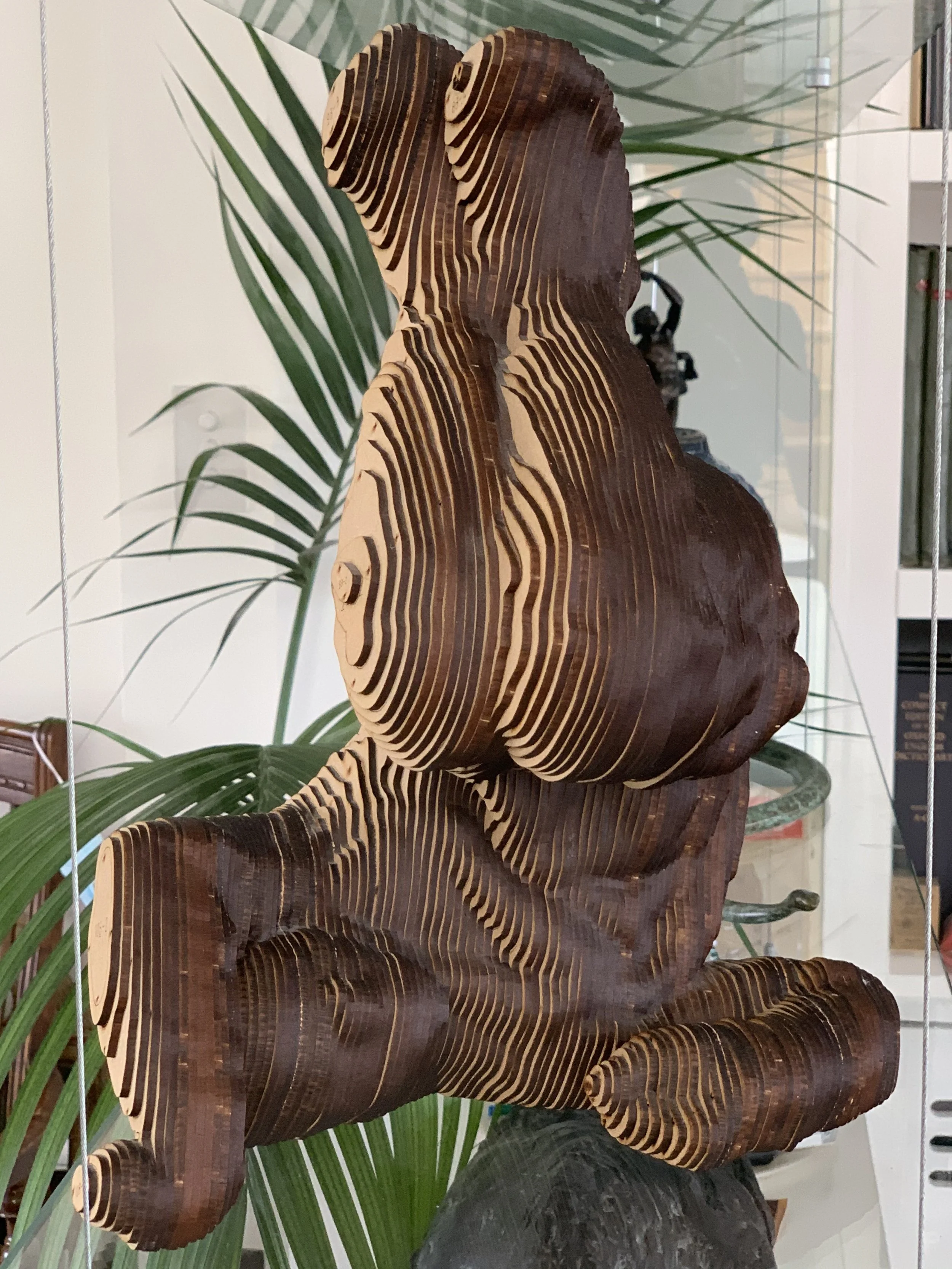 'Shoulder Freeze' (2018), MDF. 33(H)x28(W)x29(D)cm. Private Collection.