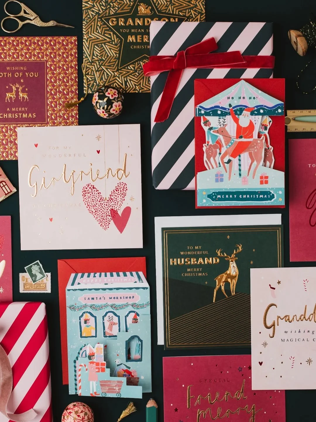 Just 16 days to go now! 🎄 Who's ready? 
.
www.cbgtrader.co.uk 
www.faire.com 
All the links are in our bio 💁🏼&zwj;♀️
.
📷 @hollyboothstudio
.
#christmas2025 #advent #christmascountdown  #christmasallyearround #christmasiscoming #christmas #hotchpo