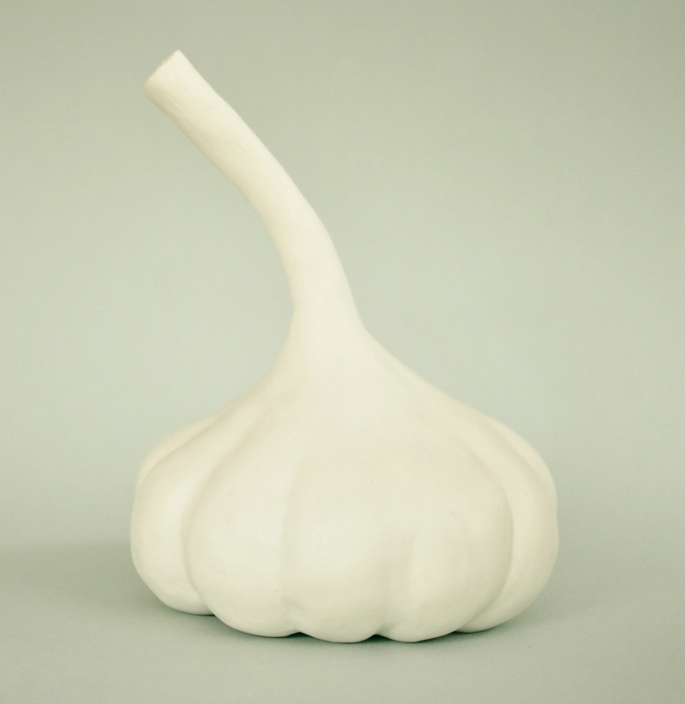  Garlic II   
Porcelain
Edition - unique
17 x 15 x 15 cm
