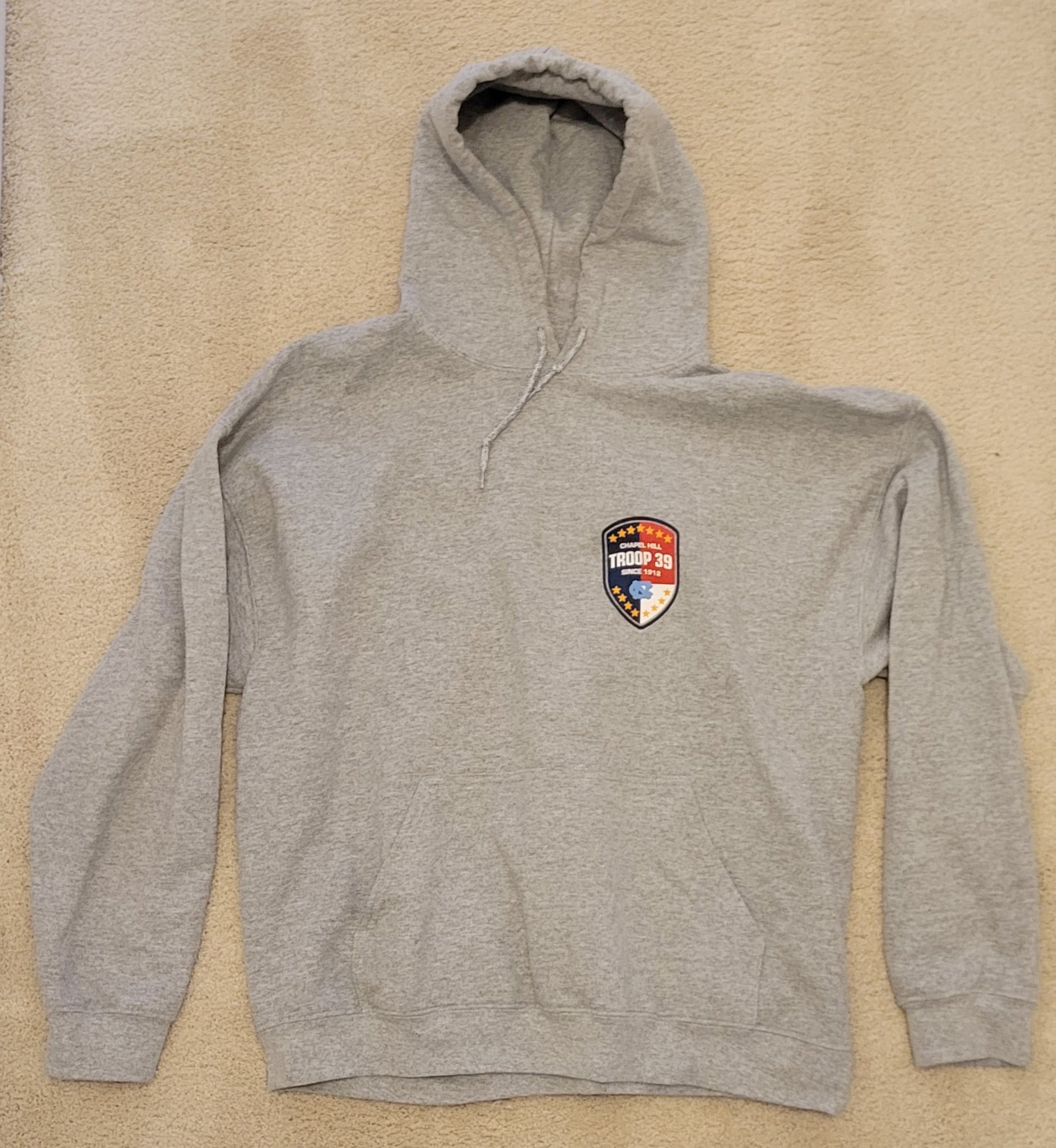 T39 - Extra Hoodie. $25
