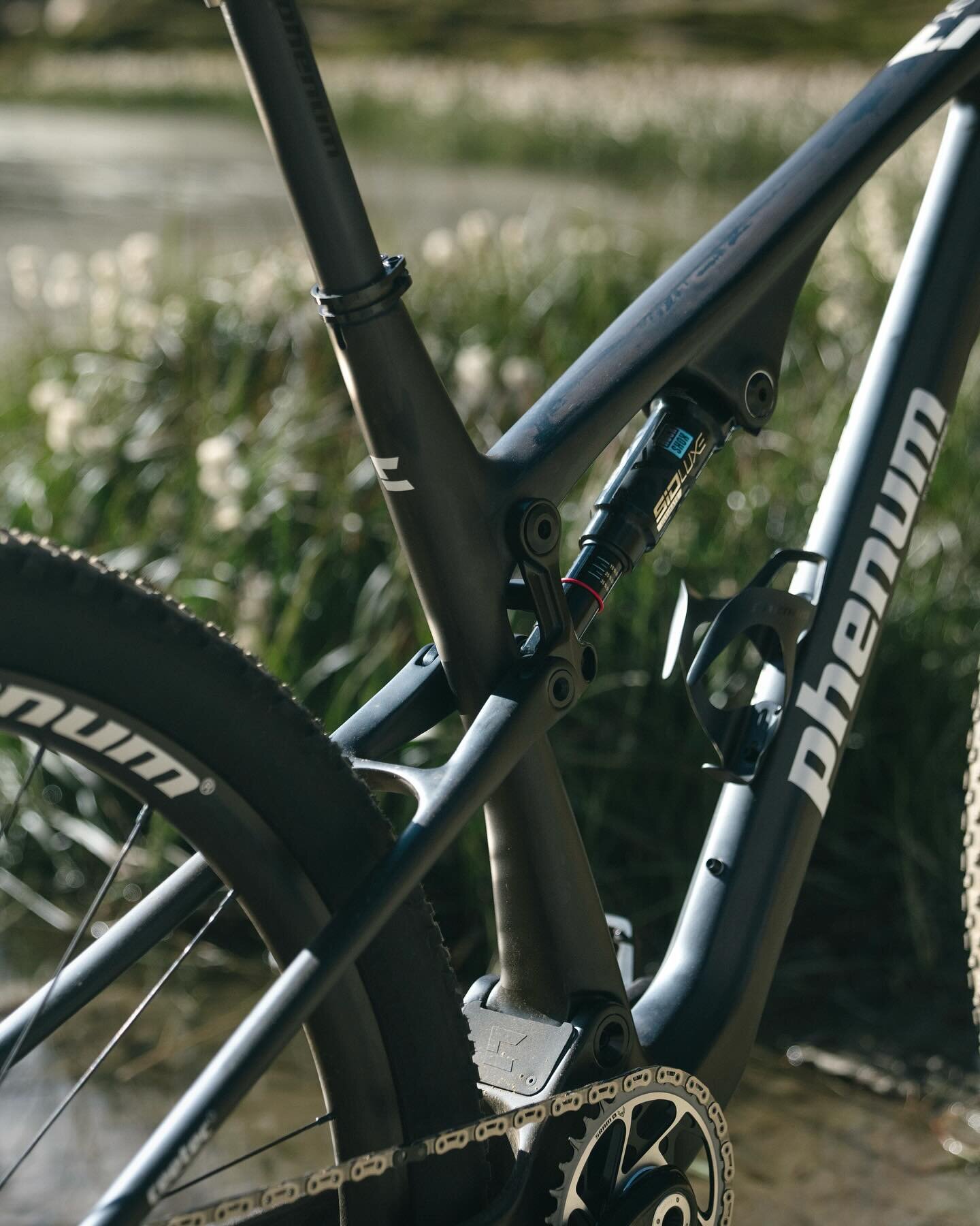 phenum&reg; 

It&rsquo;s our answer to what gets you forward fastest off-road bike.
No matter whether in the World Cup race or your home trails.
It&rsquo;s is a beast and forbidden fast.

Phenum C10 FS Carbon RAW Series 

#phenum #mountainbike #c10 #