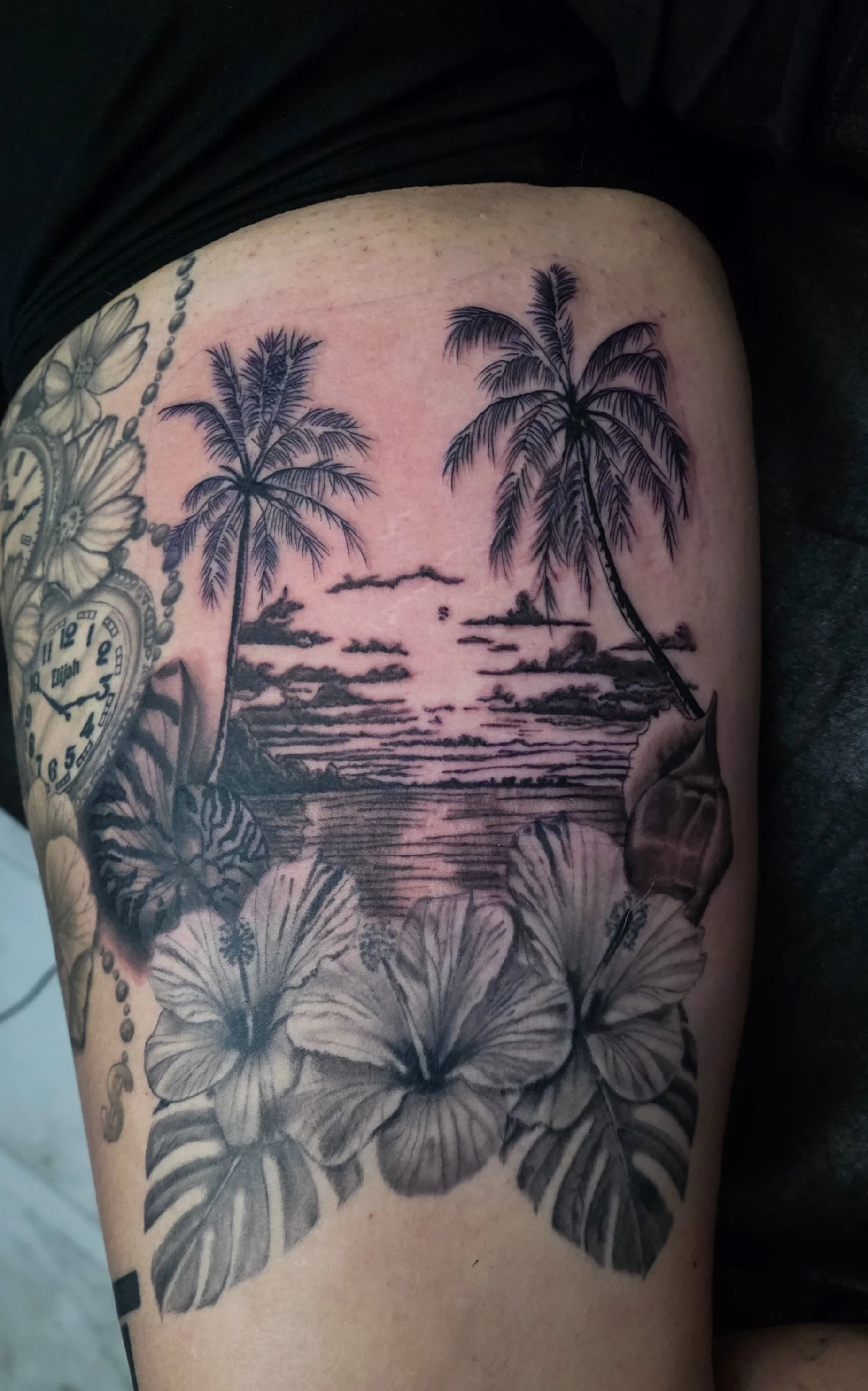 EJ Crimson Lotus Tattoo Pitssburgh (27).jpg