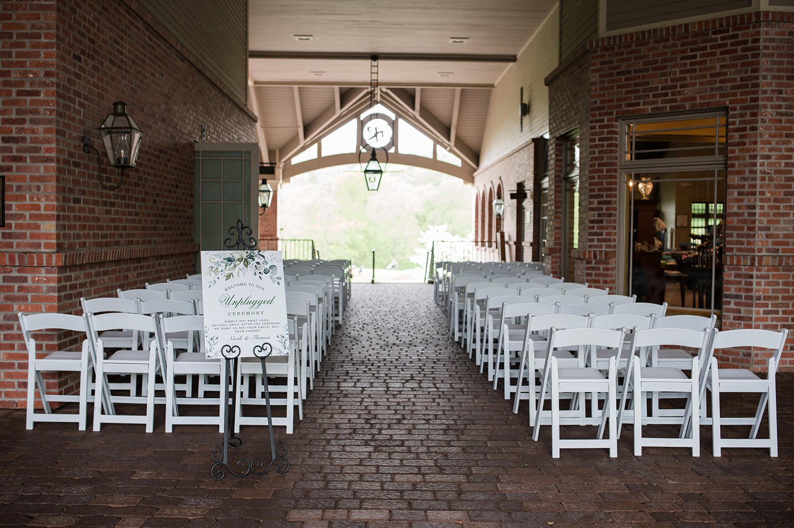Great river golf club outdoor ceremony space