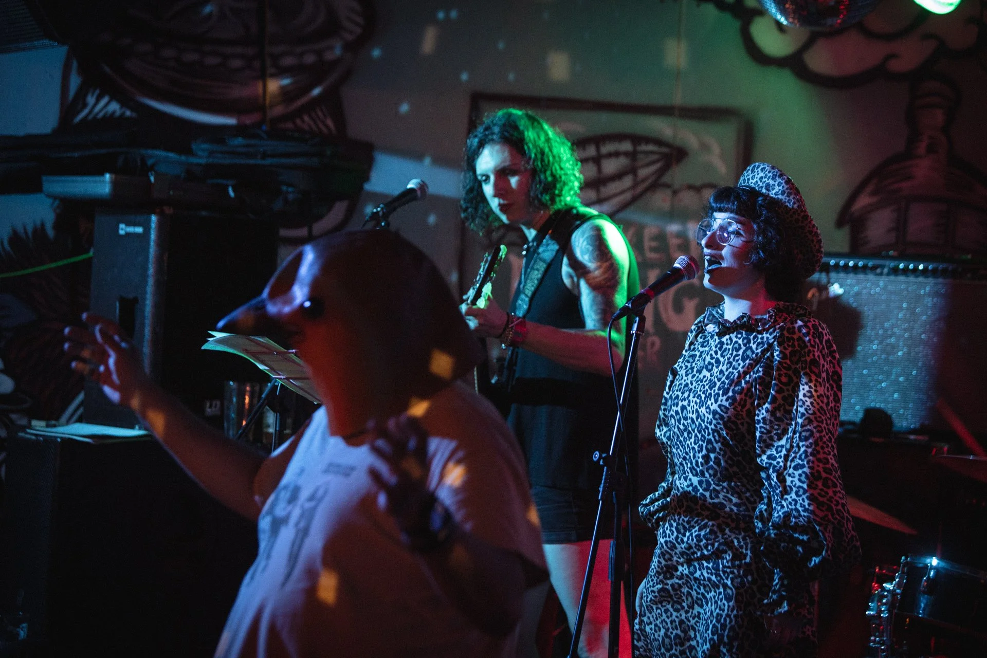 Nick Byard, The Mayor and his Daughter, MC Andrew O’Neill, music from the Dead Leg House Band