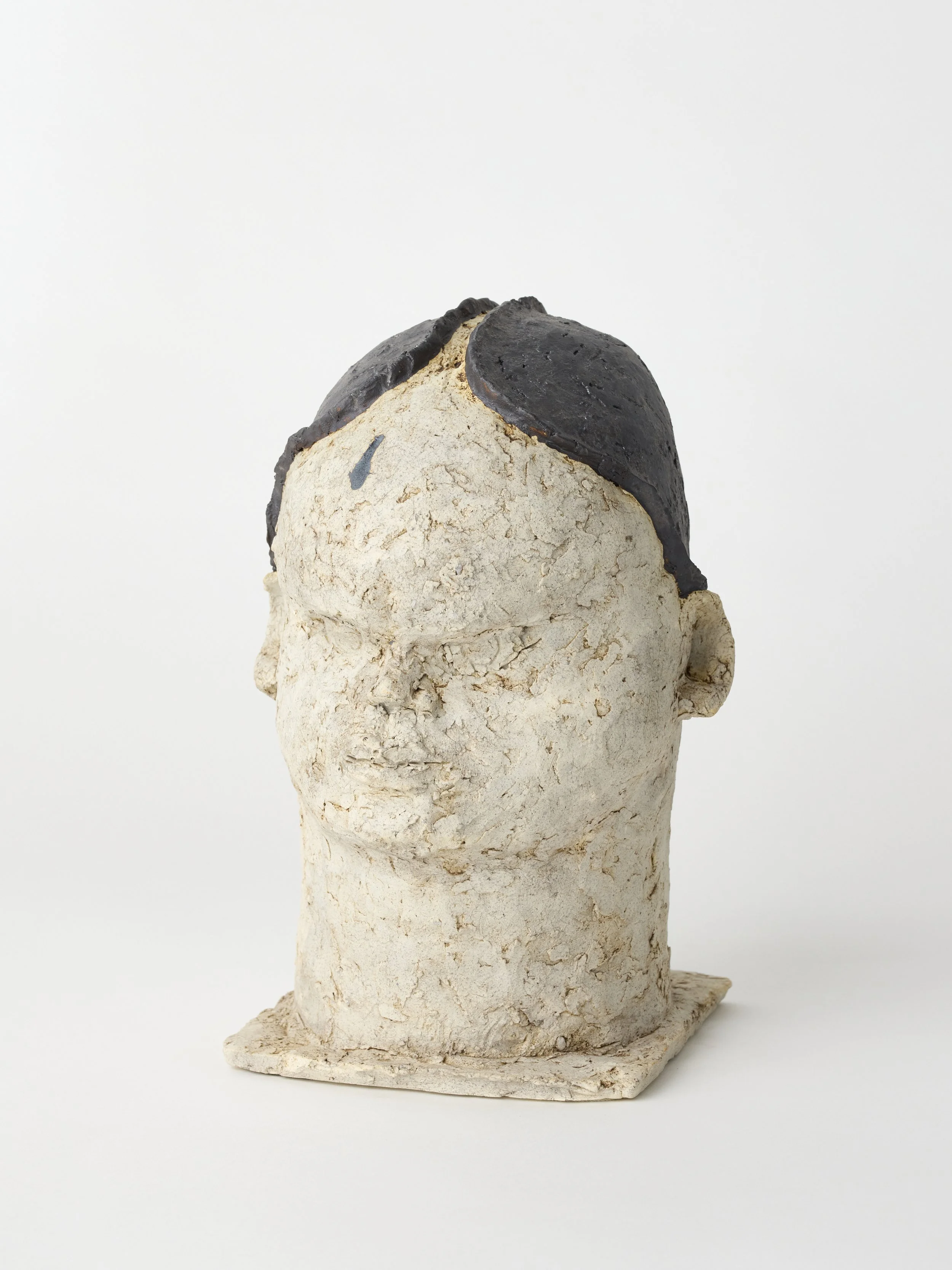 Keiji Ito, 少女 Girl, 2024, Ceramic, 27.5 x 16.8 x 18.7 cm, 10 7/8 x 6 5/8 x 7 3/8 in.