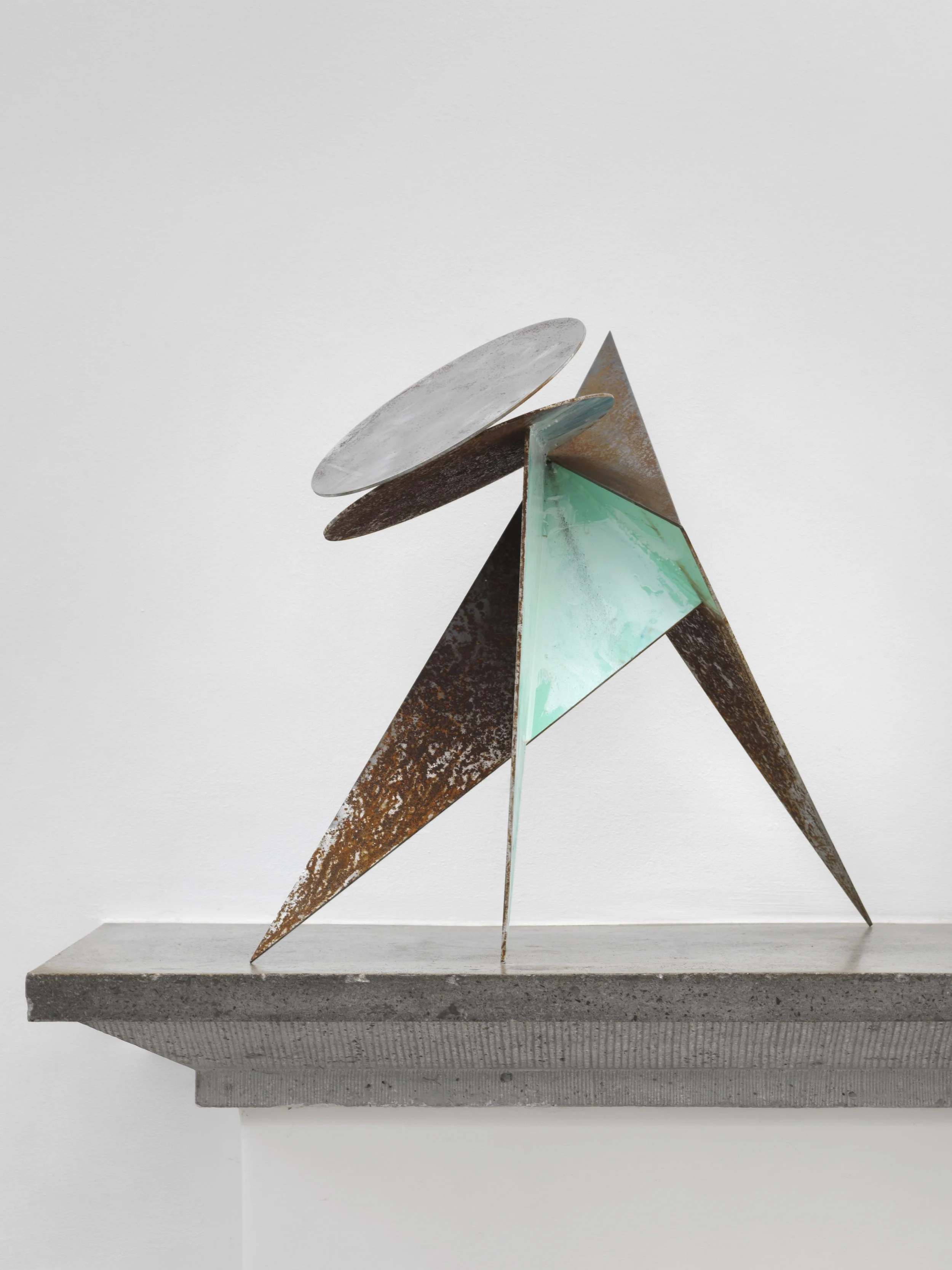 Ro Robertson, Freeform I (Lamorna), 2026
Steel, 55 x 64 x 36 cm, 21 5/8 x 25 1/4 x 14 1/8 in. Courtesy of the artist and Georg Kolbe Museum, Berlin. Photo: Jens Ziehe 