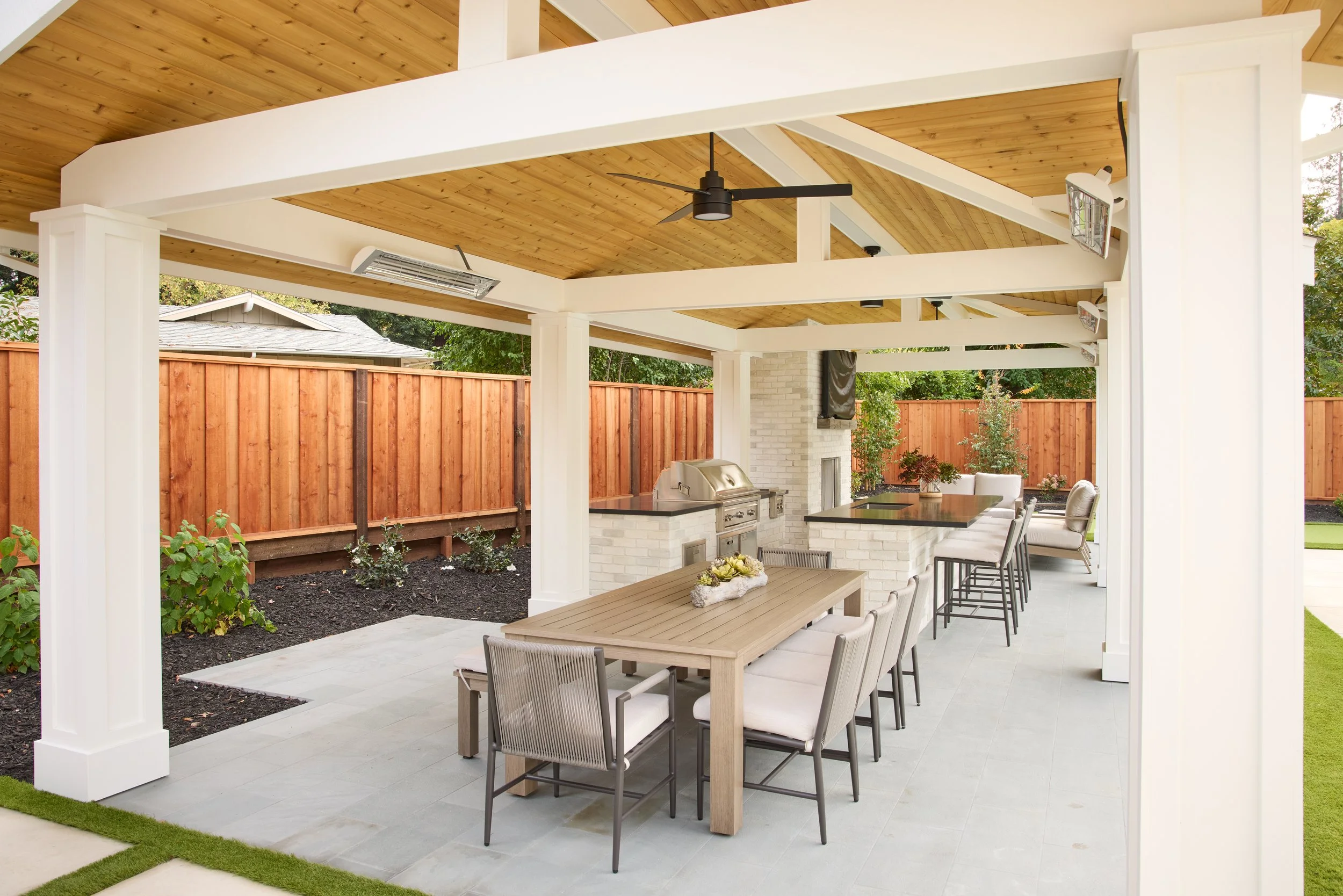 Lunada_Lane_Outdoor_Detail.jpeg