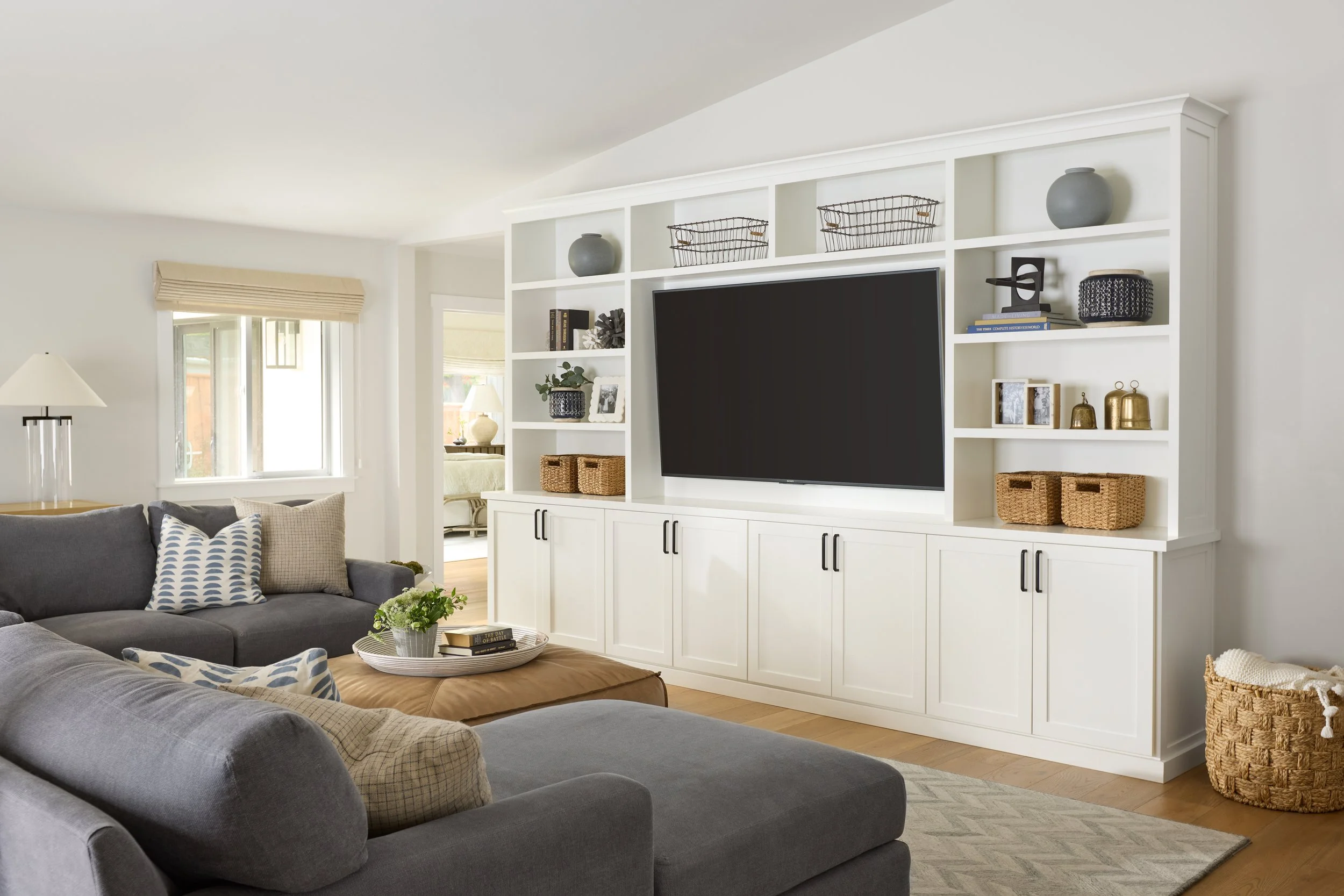 Lunada_Lane_Living_Room_V2.jpeg