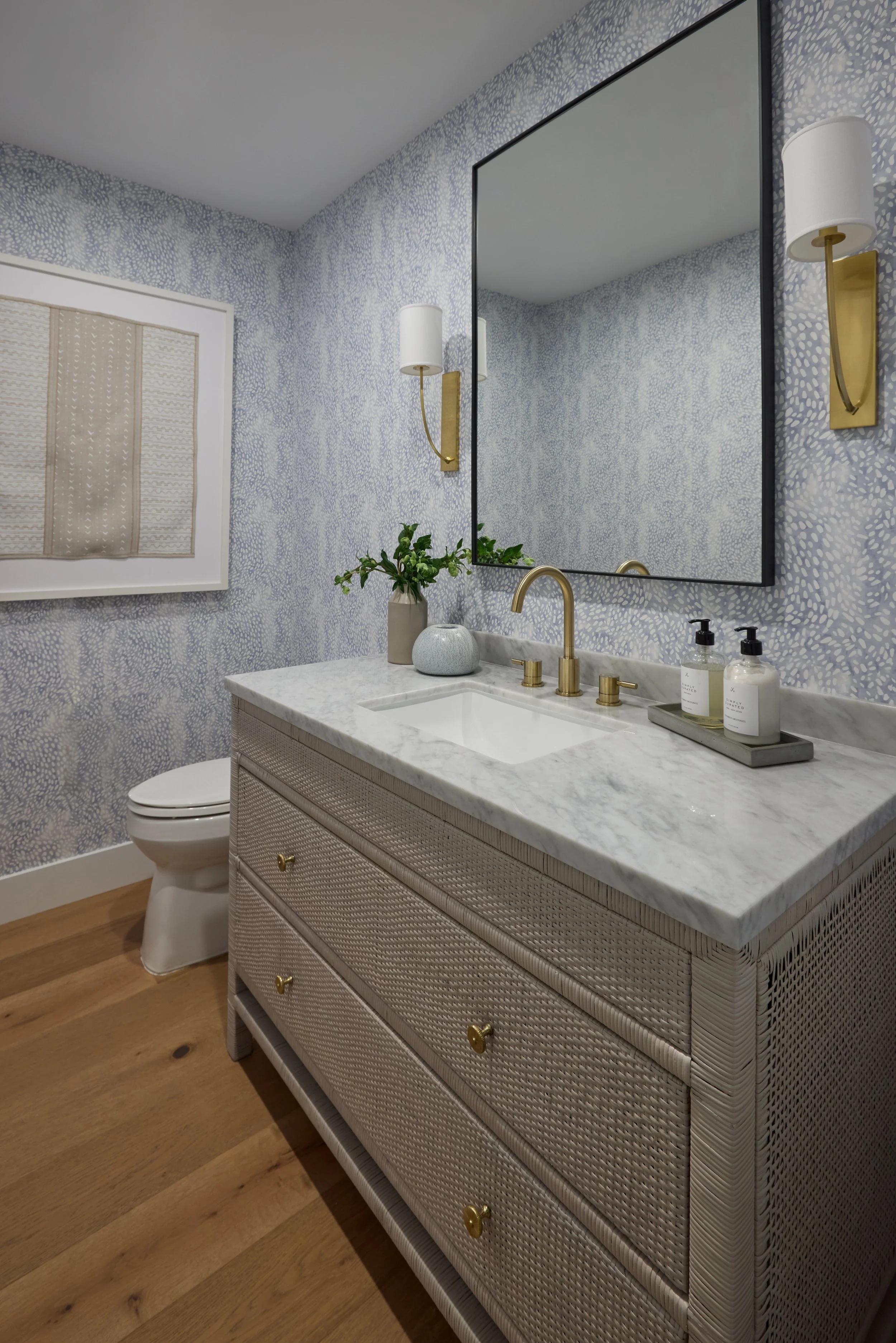 Lunada_LaneHall_Bathroom.jpeg