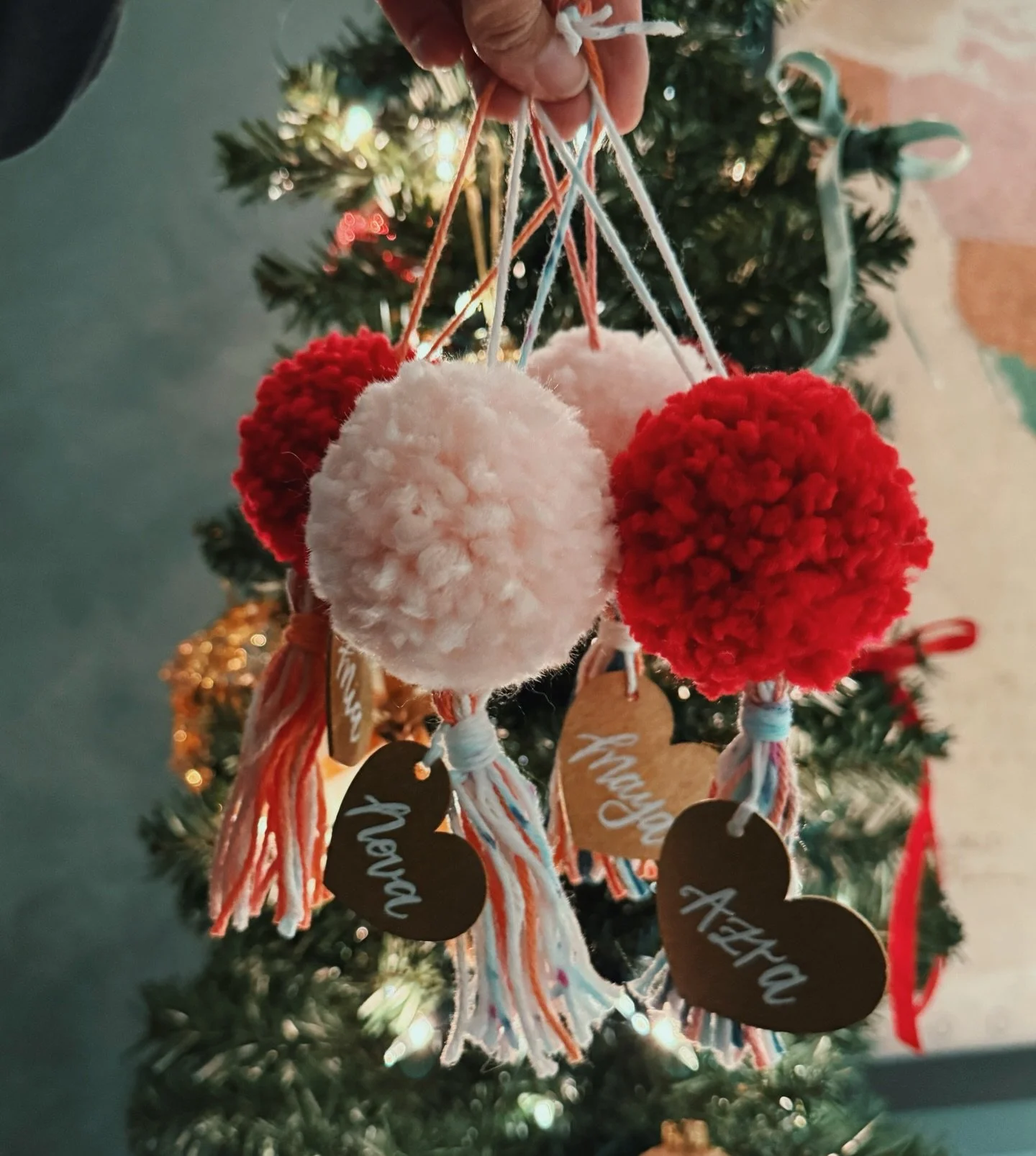 Brought these out of retirement for my nieces 🩷 Merry Christmas Eve friends! 🎄