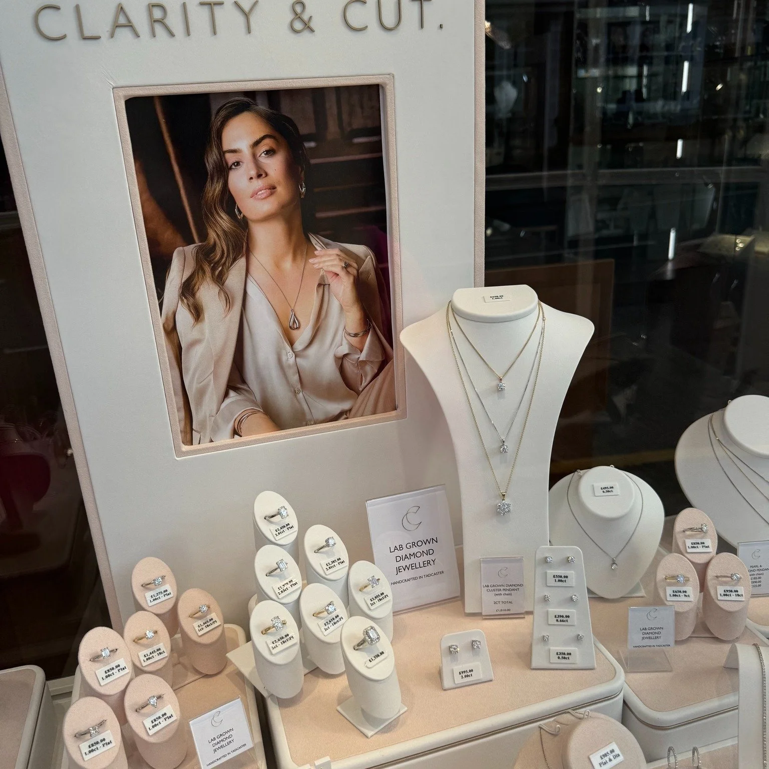 ✨ Brilliance with a Modern Twist ✨

Discover the beauty of lab grown diamonds &ndash; ethically created, eco-friendly, and every bit as dazzling as natural diamonds💎

Perfect for engagement rings, earrings, or that special treat just for you &ndash;