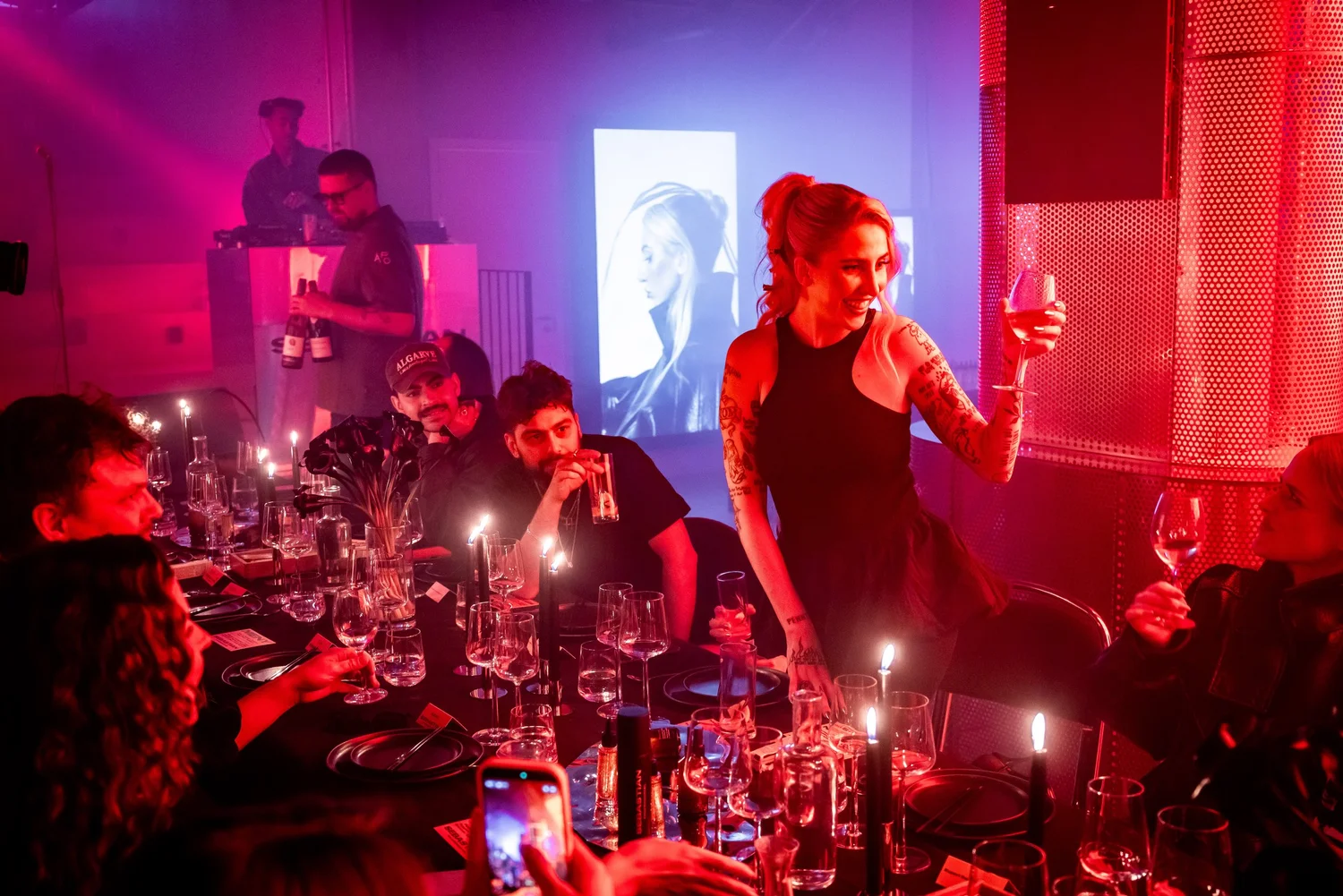 Guest standing at the table during the dinner