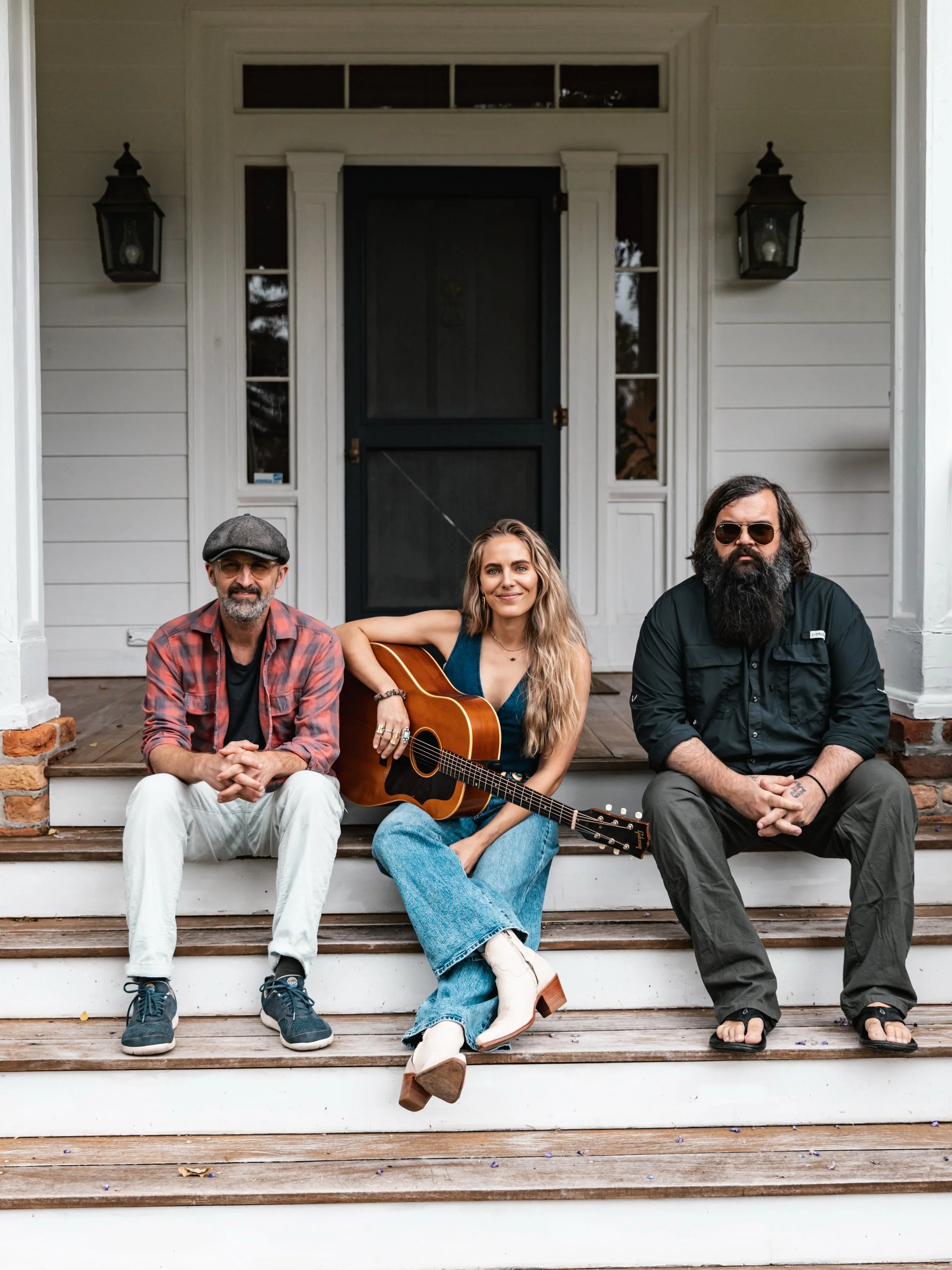 Writing retreat at Frogden with @levilowreyofficial &amp; @sethwalkermusic 

Had a red sauce dinner party
Went on a ghost tour at historic Camden
Wrote some songs
Had @patrickdavismusic 5th annual Where I&rsquo;m From festival, 
And had an after part