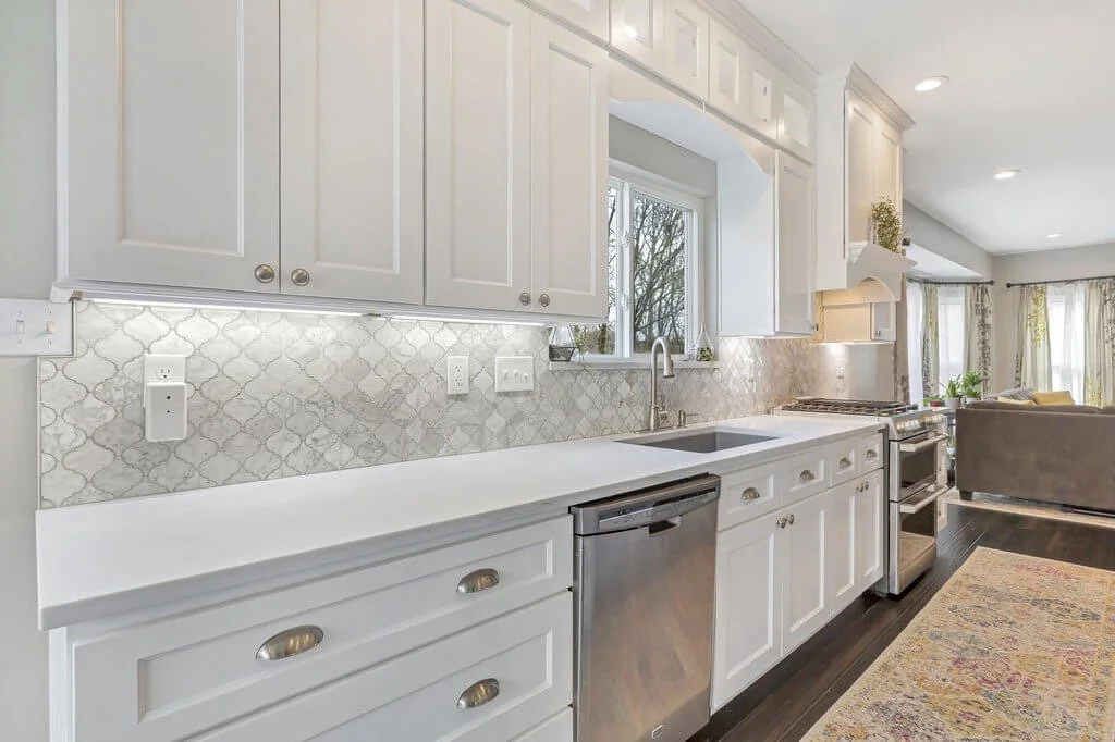 Bordeaux Bright White