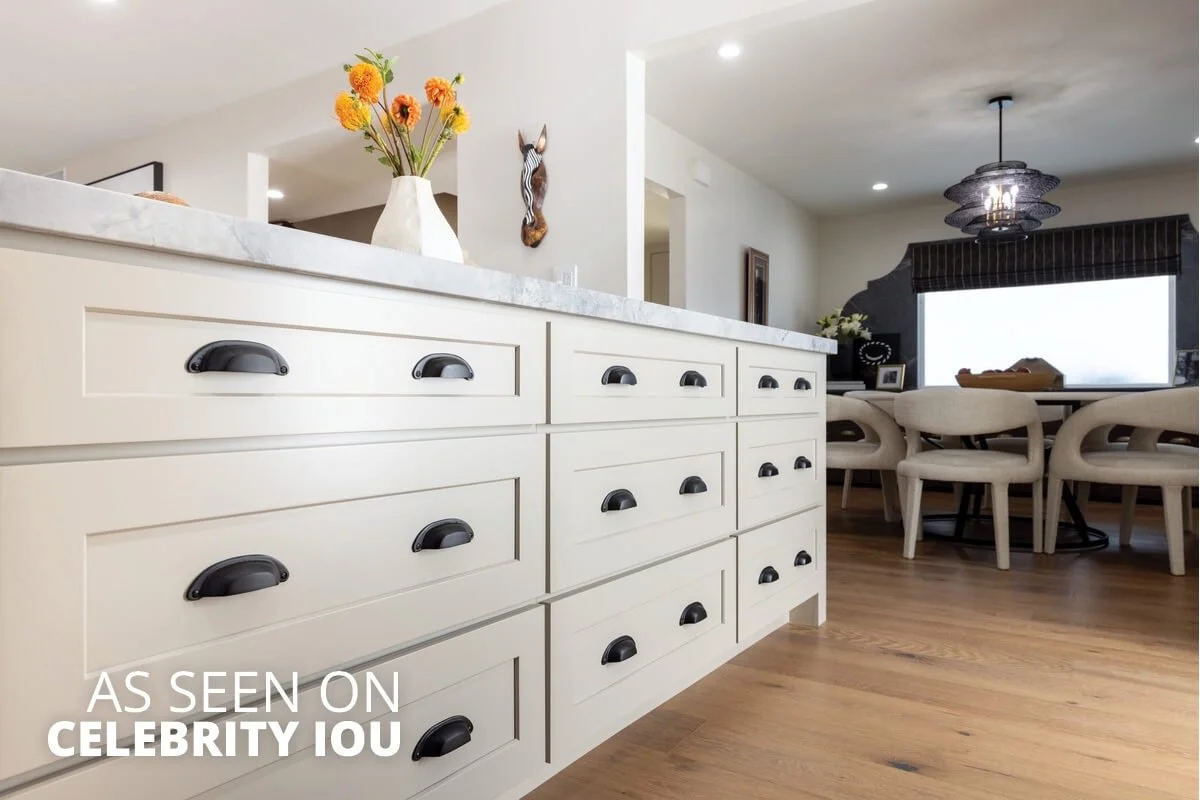 Sonoma Design White and Kodiak