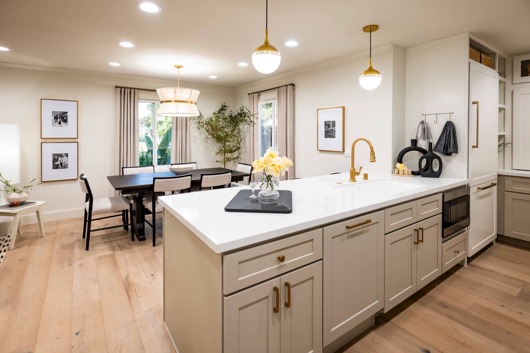 Sonoma Sand and Design White