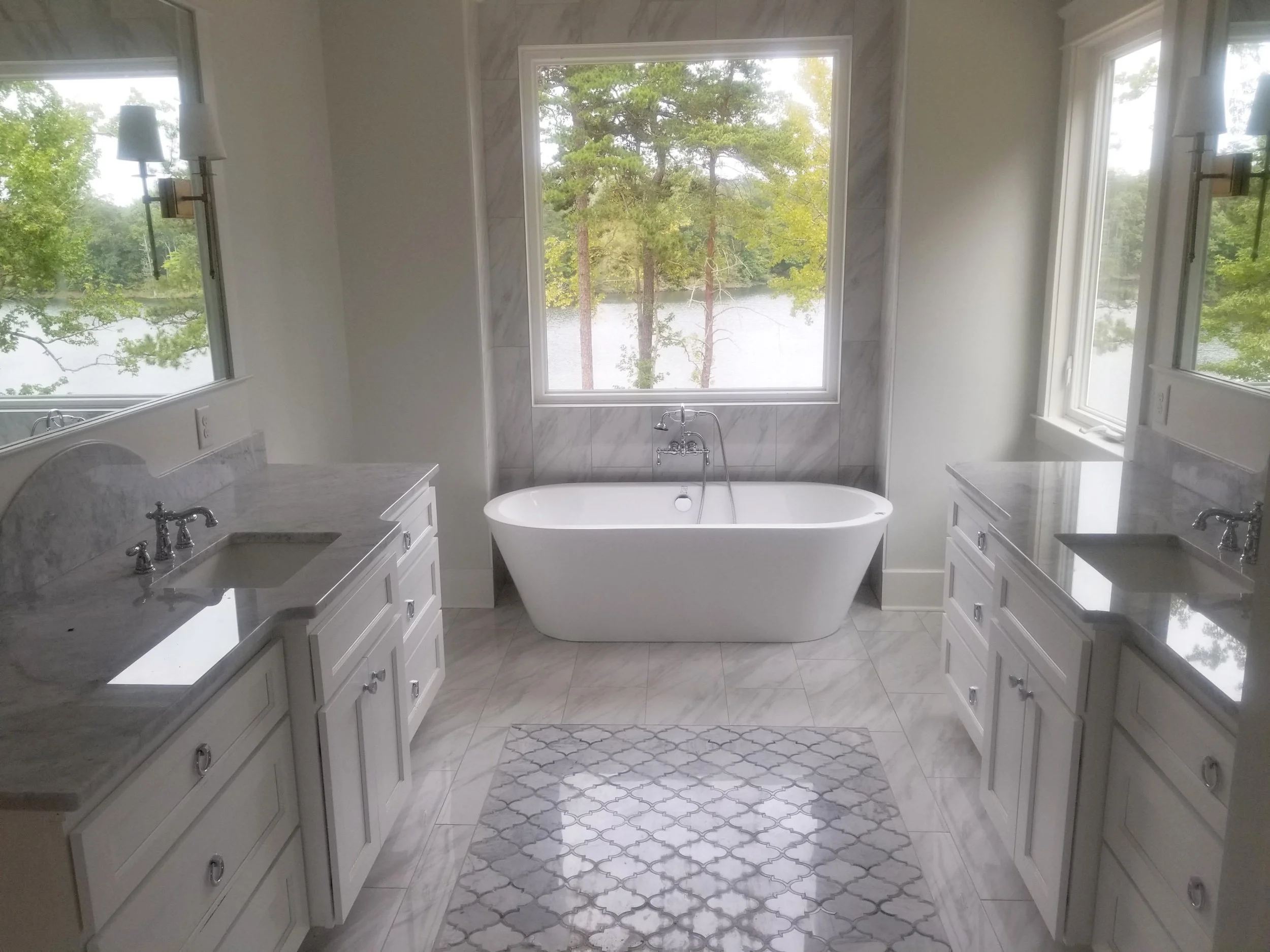 Bordeaux Bright White