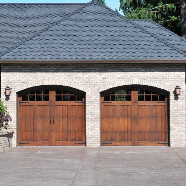 Your Garage Door in Arizona Is Aging Louder Than You Admit