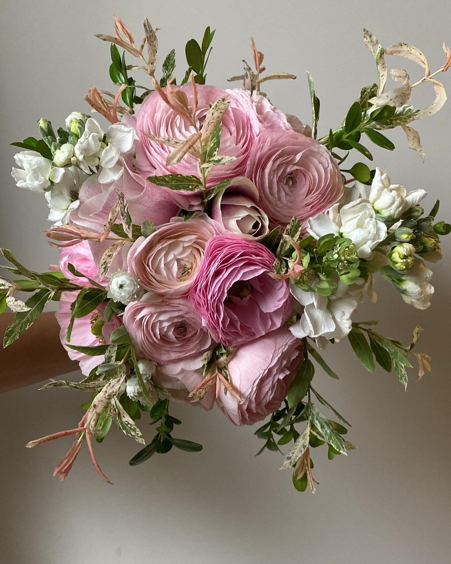 The prettiest pink prom bouquet 🩷 I didn&rsquo;t know bouquets are the new corsage, but I&rsquo;m here for it and had so much fun making this! Are you team corsage or team bouquet? Let us know in the poll 👇 Can&rsquo;t wait to see all the prom pics