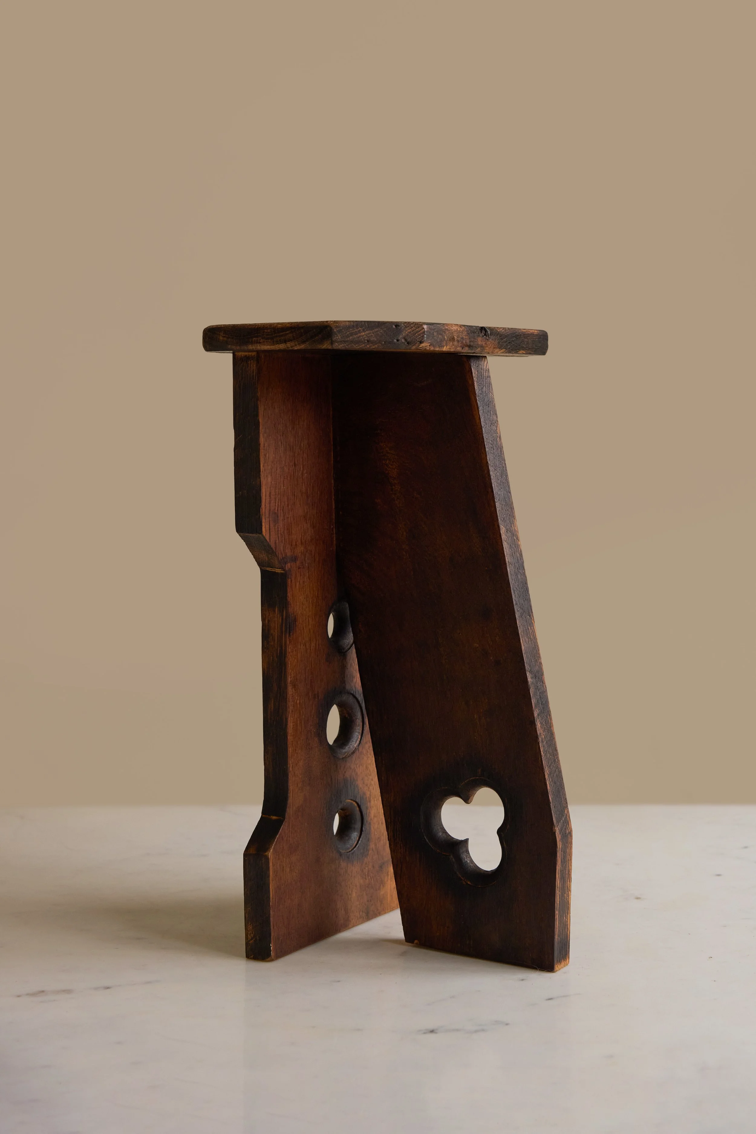 arts crafts clover stool 4.jpg
