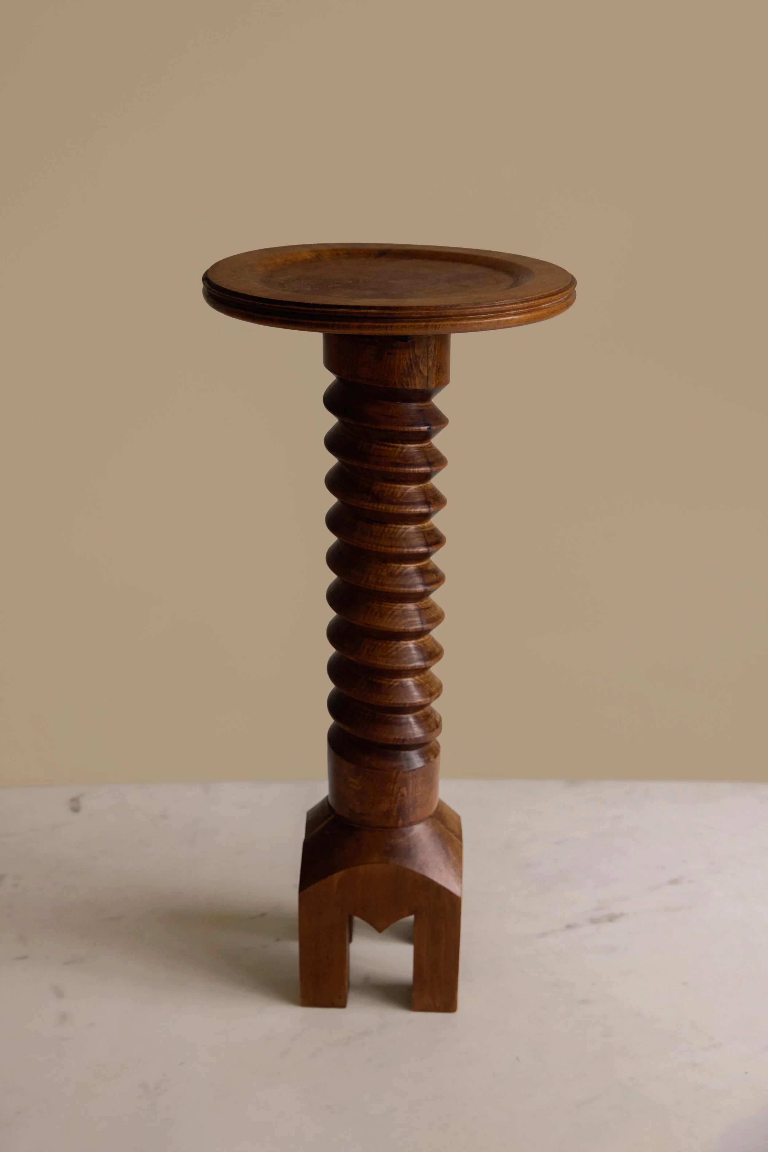 screw table 2.jpg
