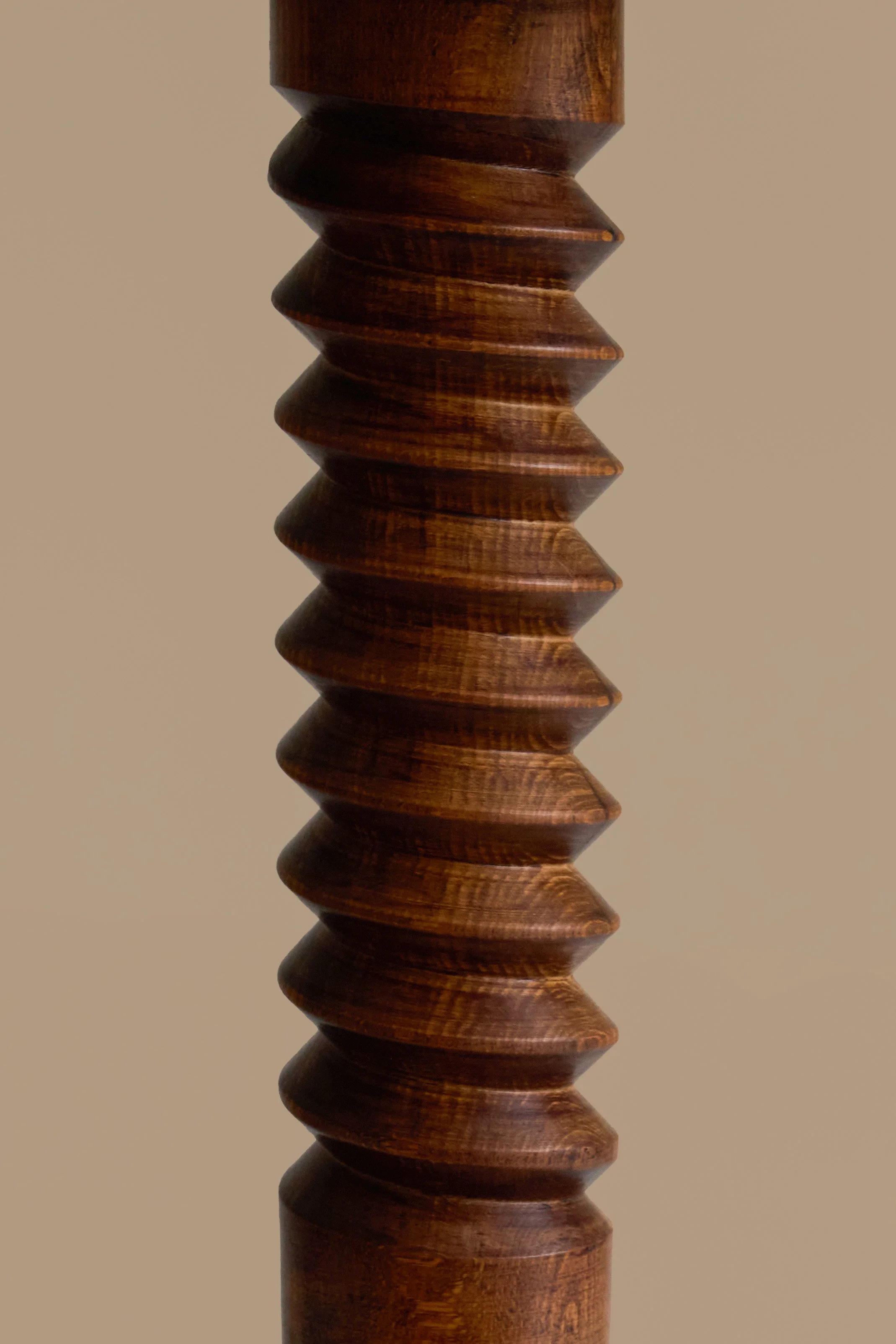 screw table 4.jpg