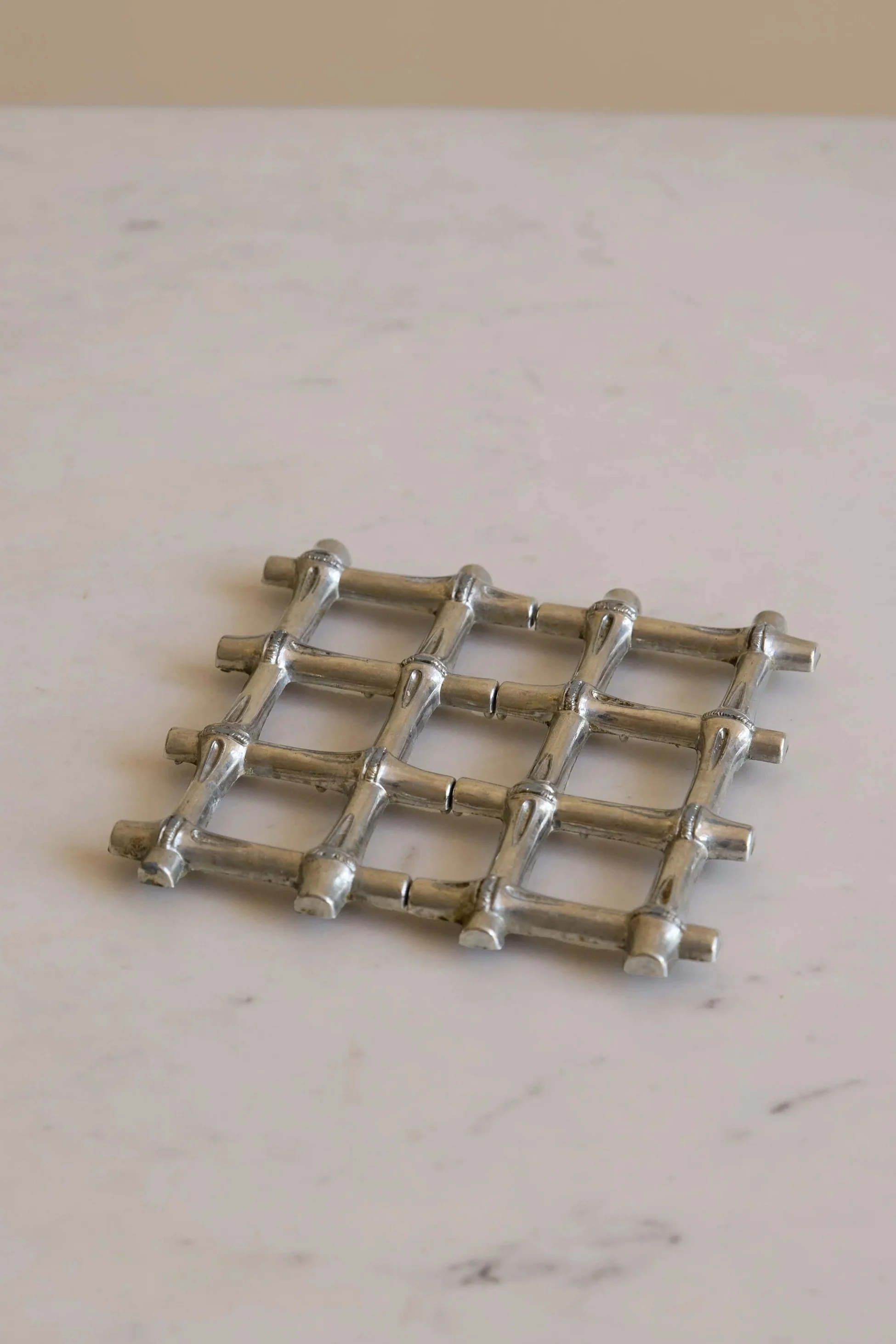 silver+trivet+4.jpg