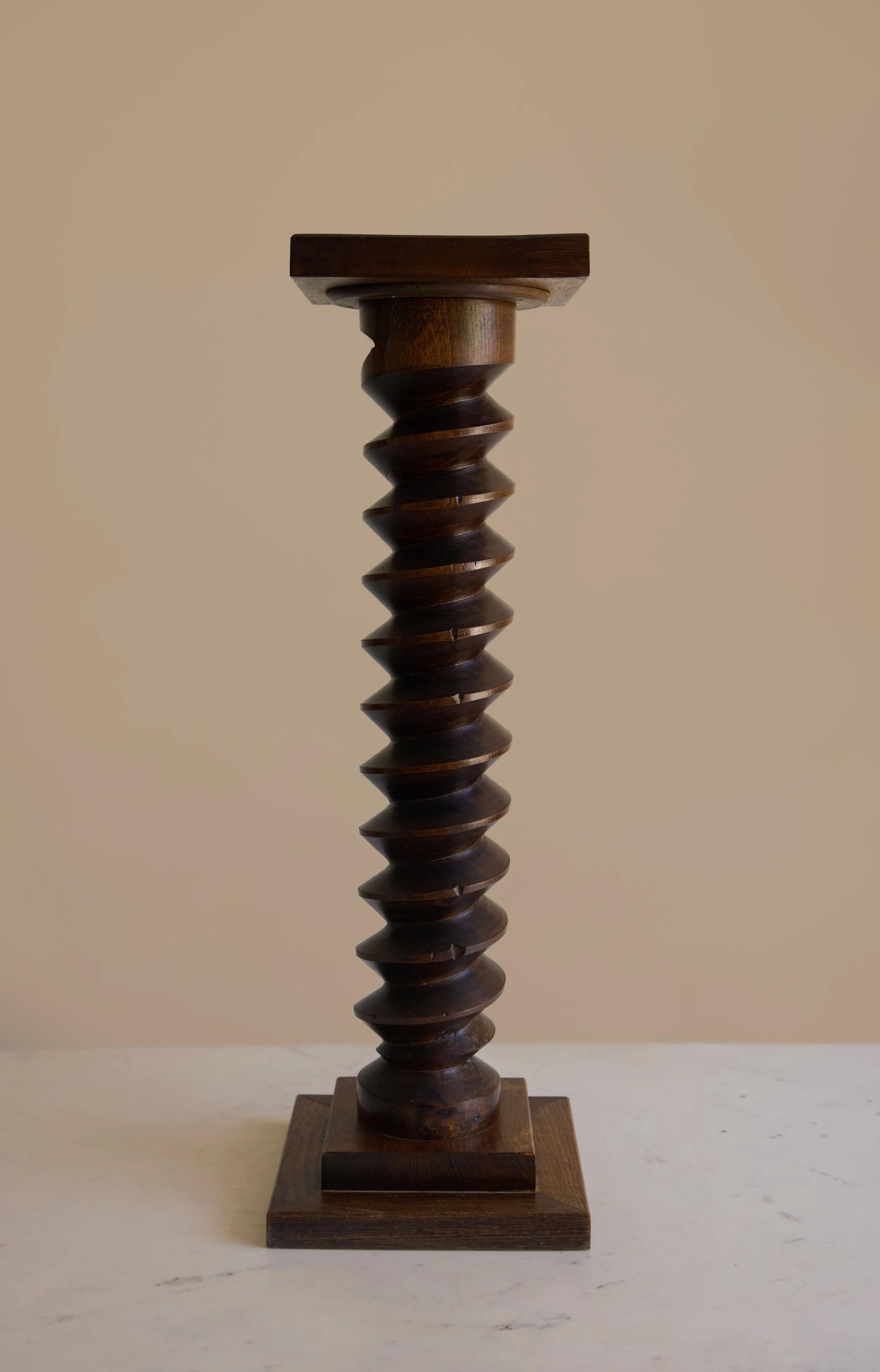 French Screw Pedestal