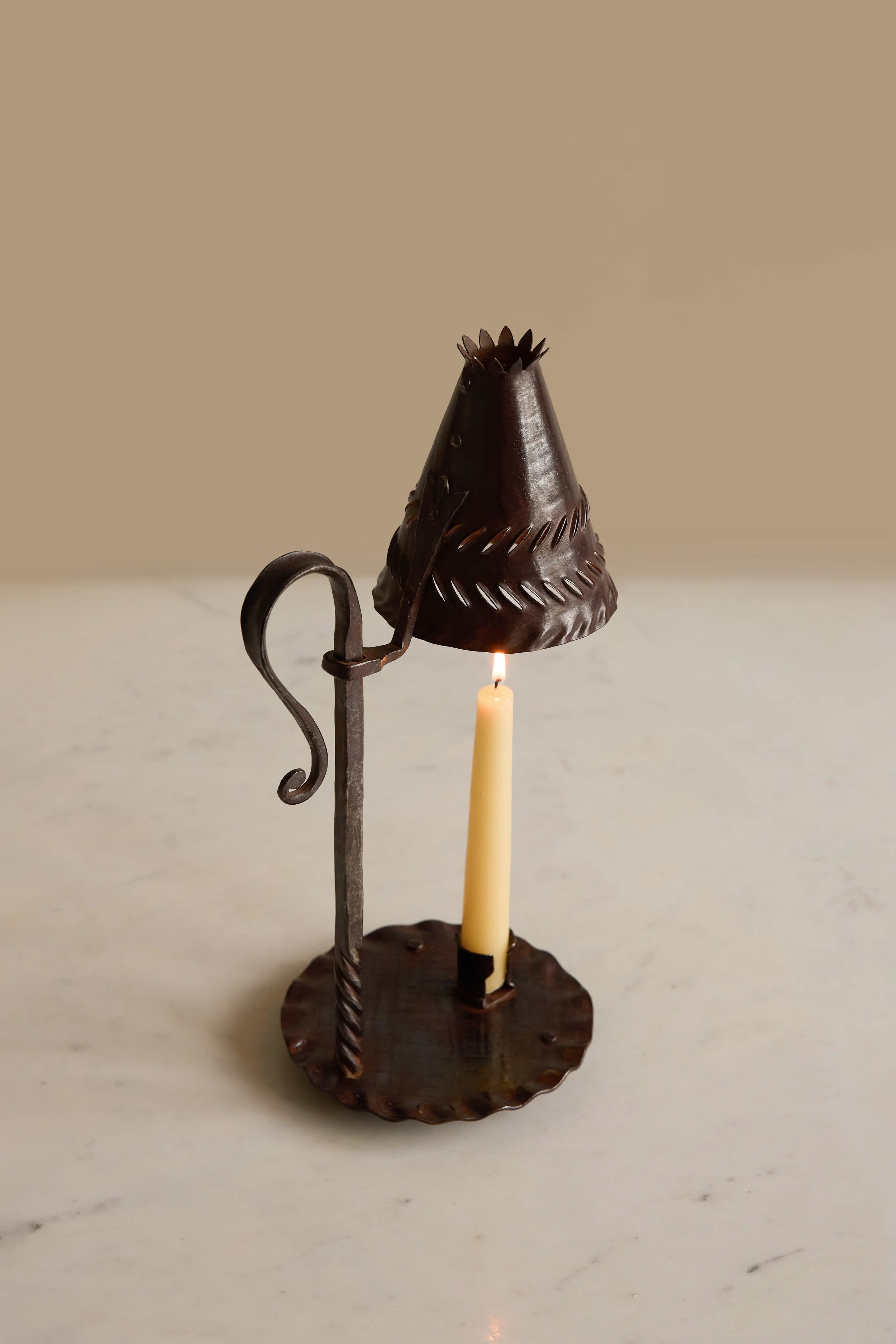 iron shade candle 5.jpg