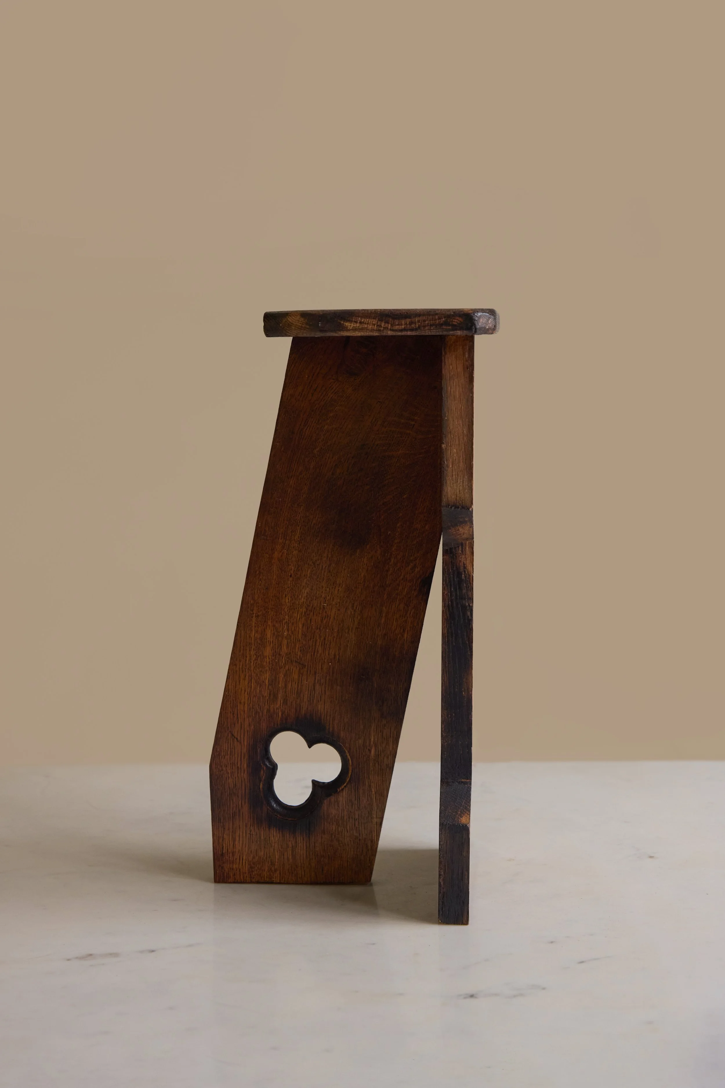 arts crafts clover stool 2.jpg