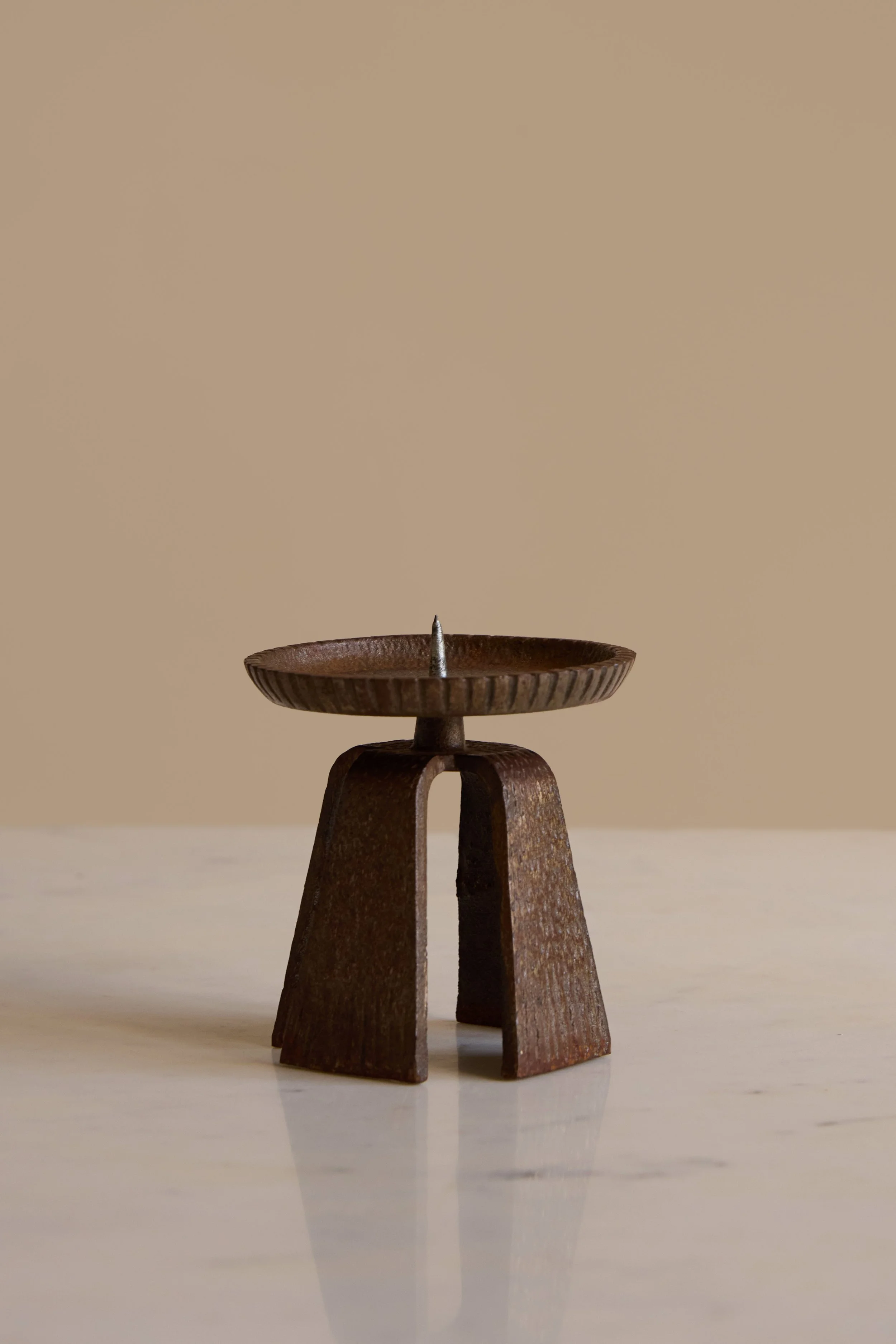 bronze candleholder japan 2.jpg