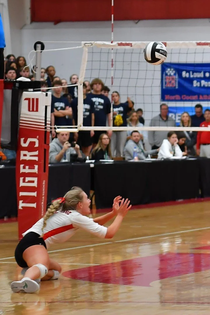Volleyball state semis v Hoban3.JPG