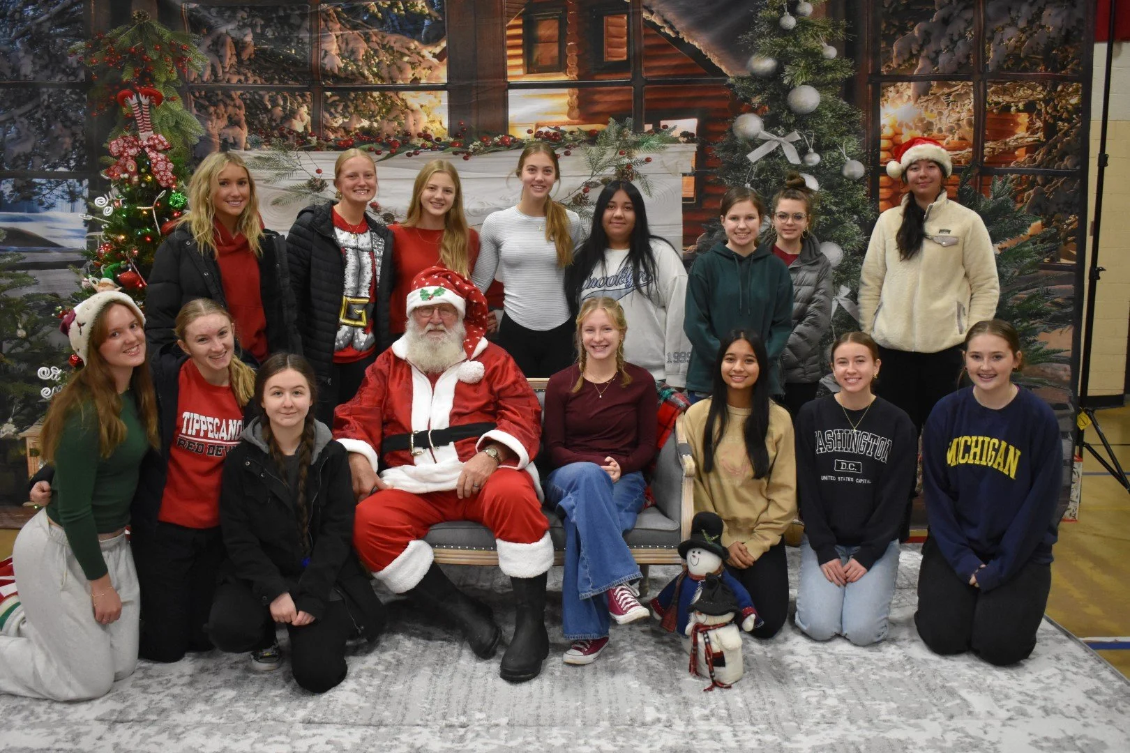 Santa brings holiday cheer to Tipp City