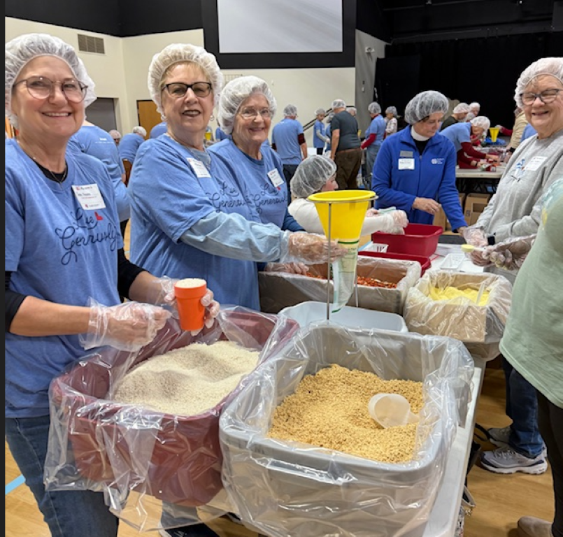 Volunteers pack meals for people of Ukraine1.png