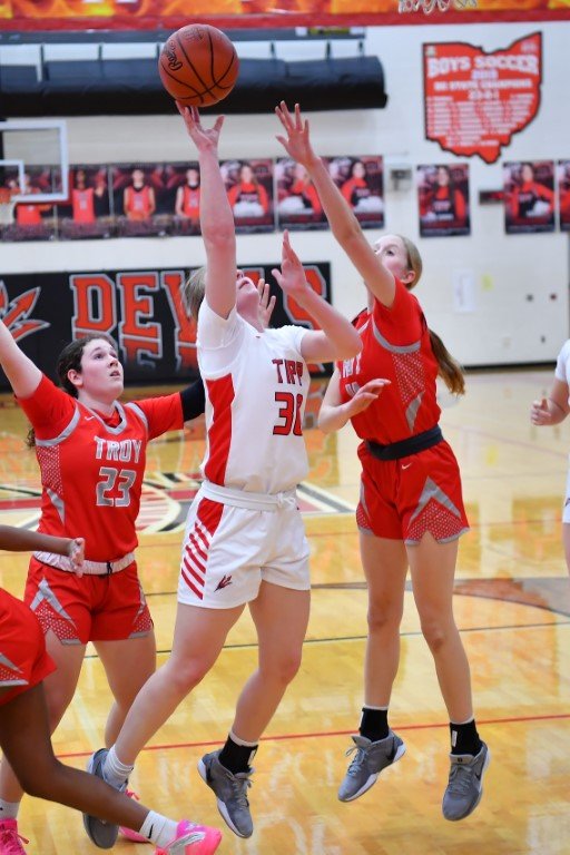 Girls Basketball4.JPG