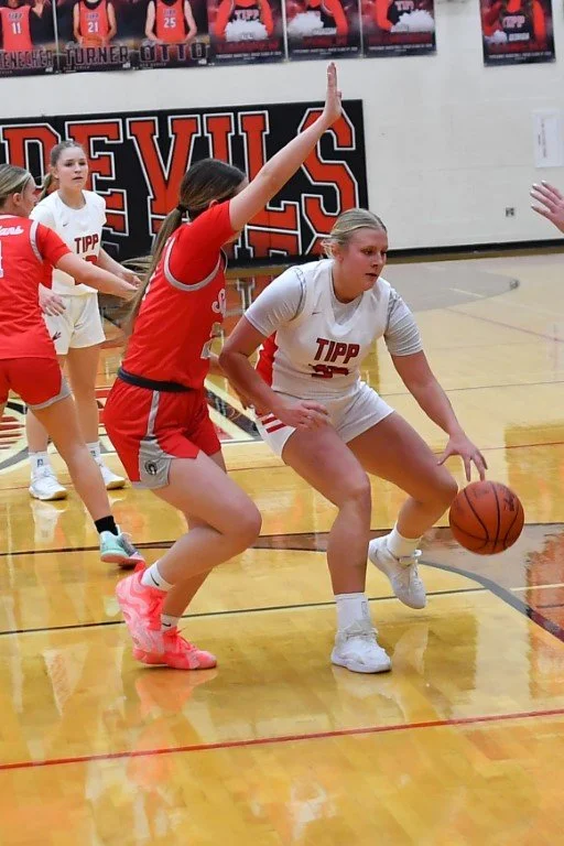 Girls Basketball3(1).JPG